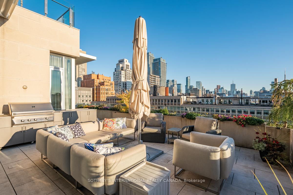 155 Cumberland Street 1201, Toronto C02 Unit: 1201