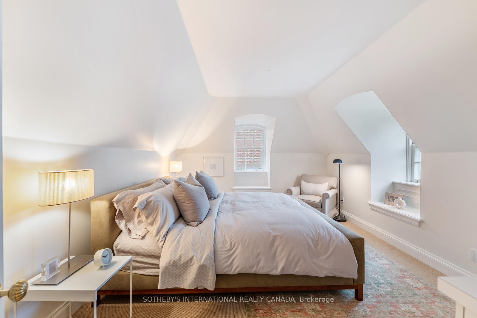 52 Rosedale Road, Toronto C09