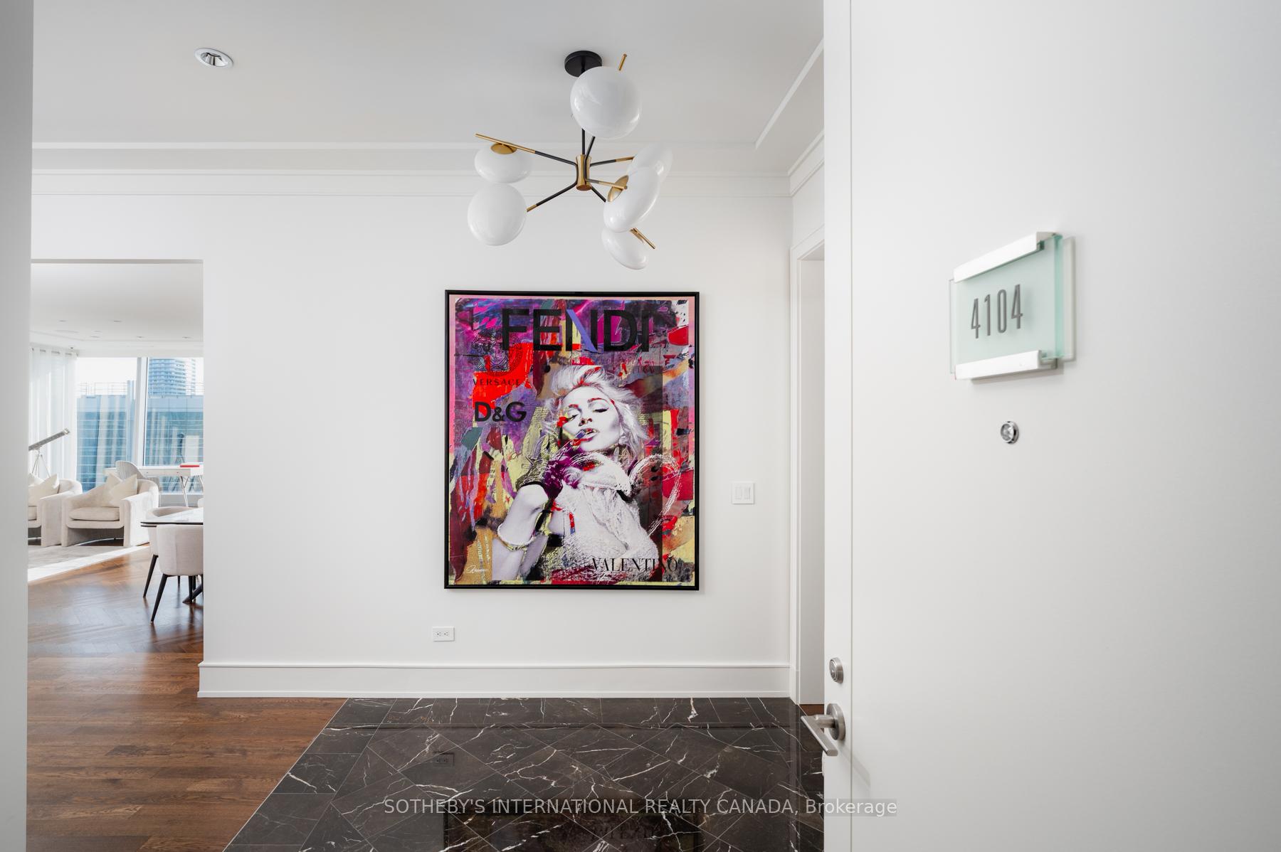 183 Wellington Street W 4104