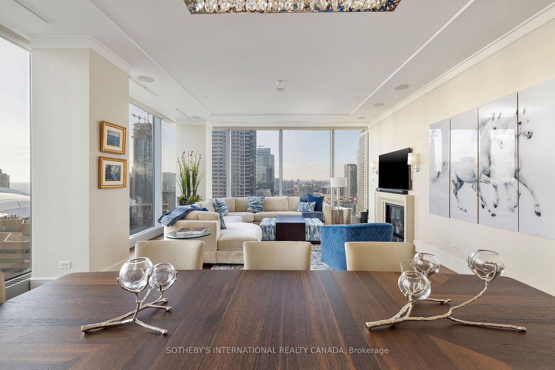 183 Wellington Street W 2506