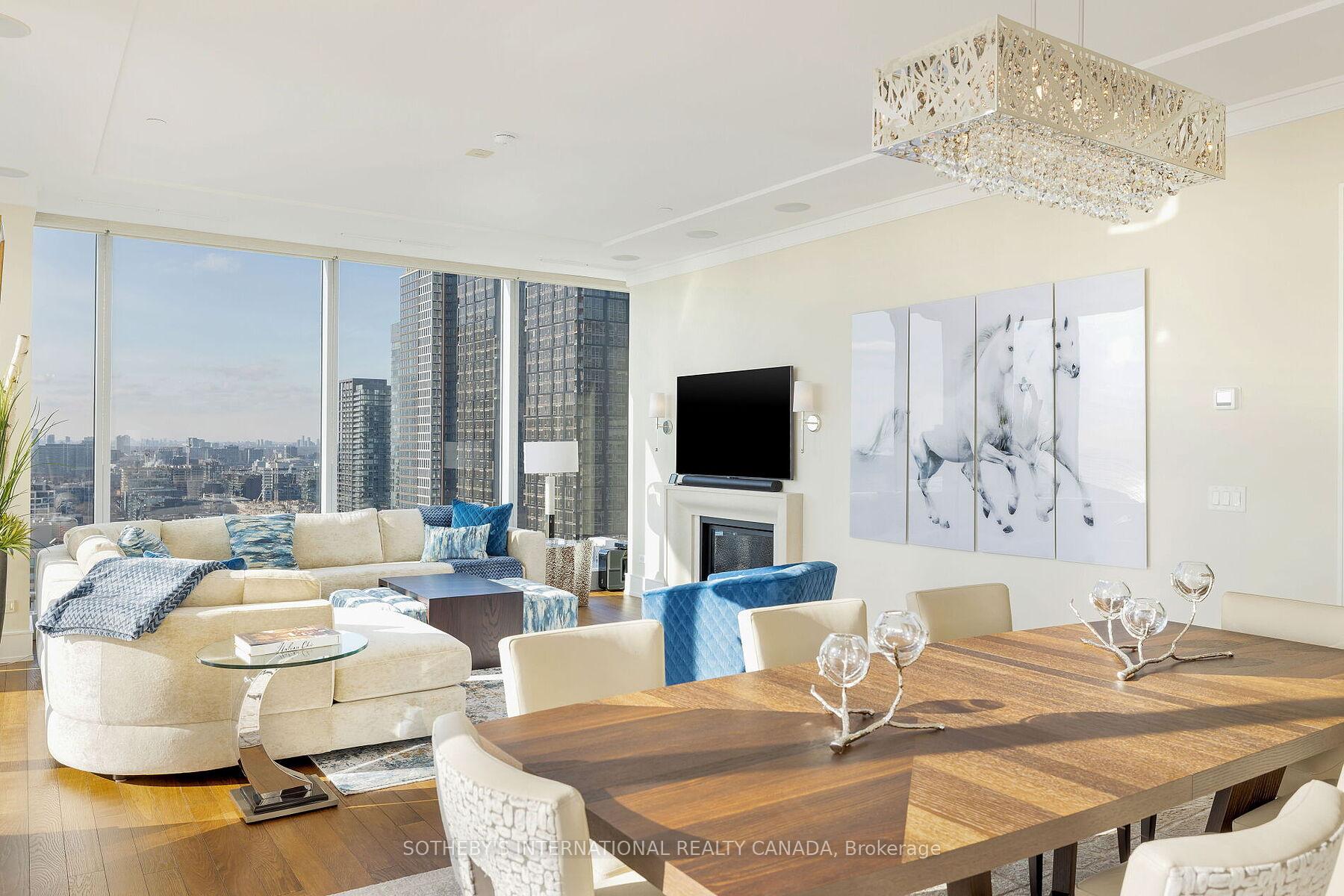 183 Wellington Street W 2506