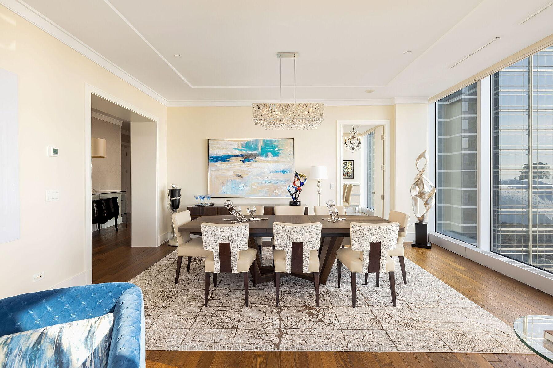 183 Wellington Street W 2506