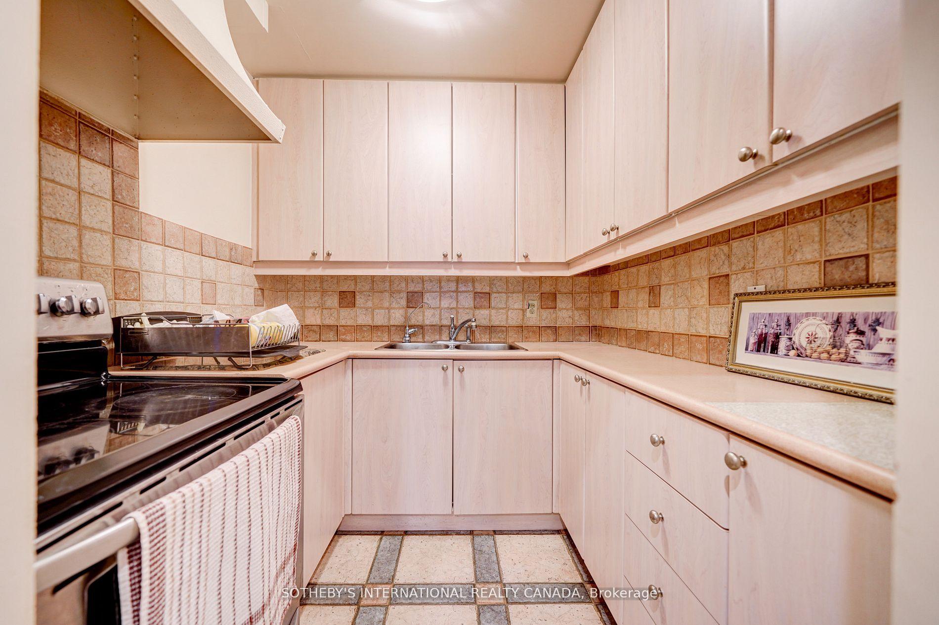 27 Junewood Crescent