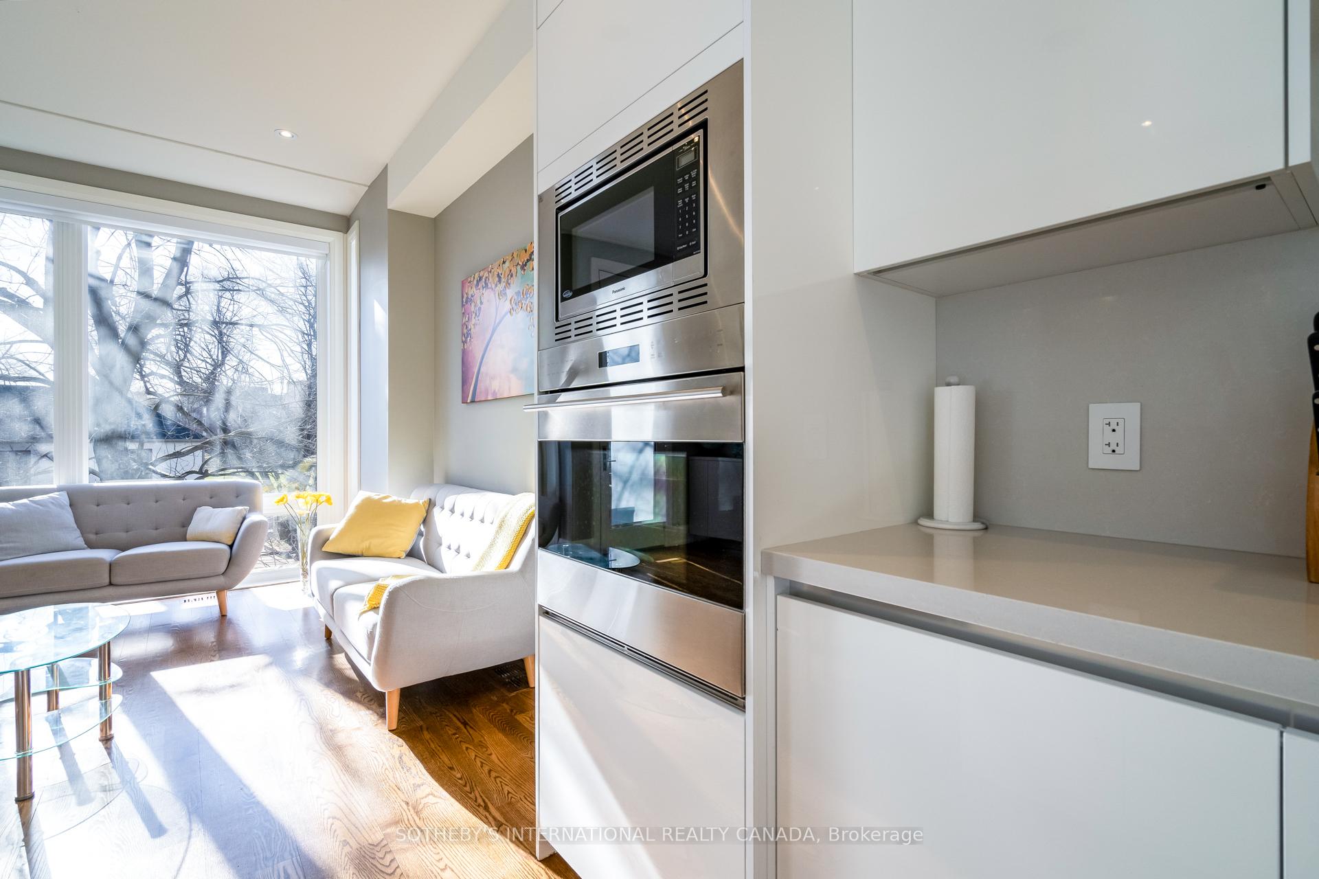 209B Glengarry Avenue