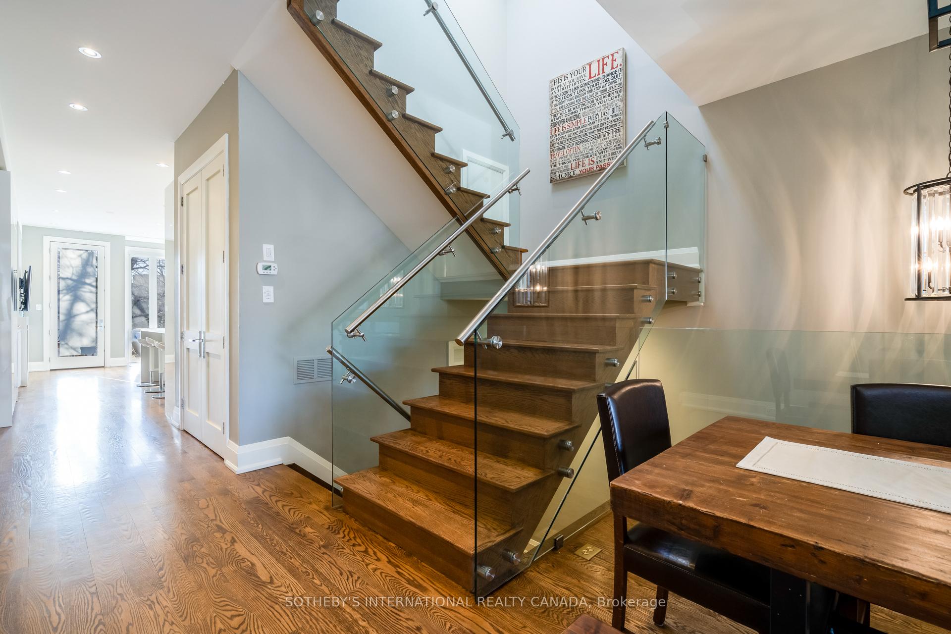 209B Glengarry Avenue