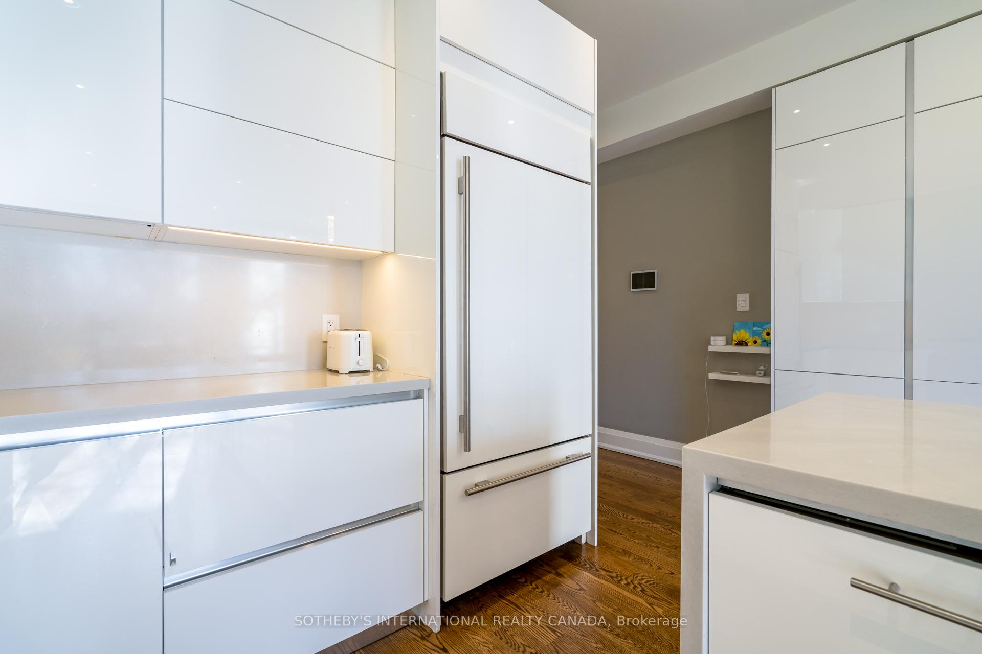 209B Glengarry Avenue