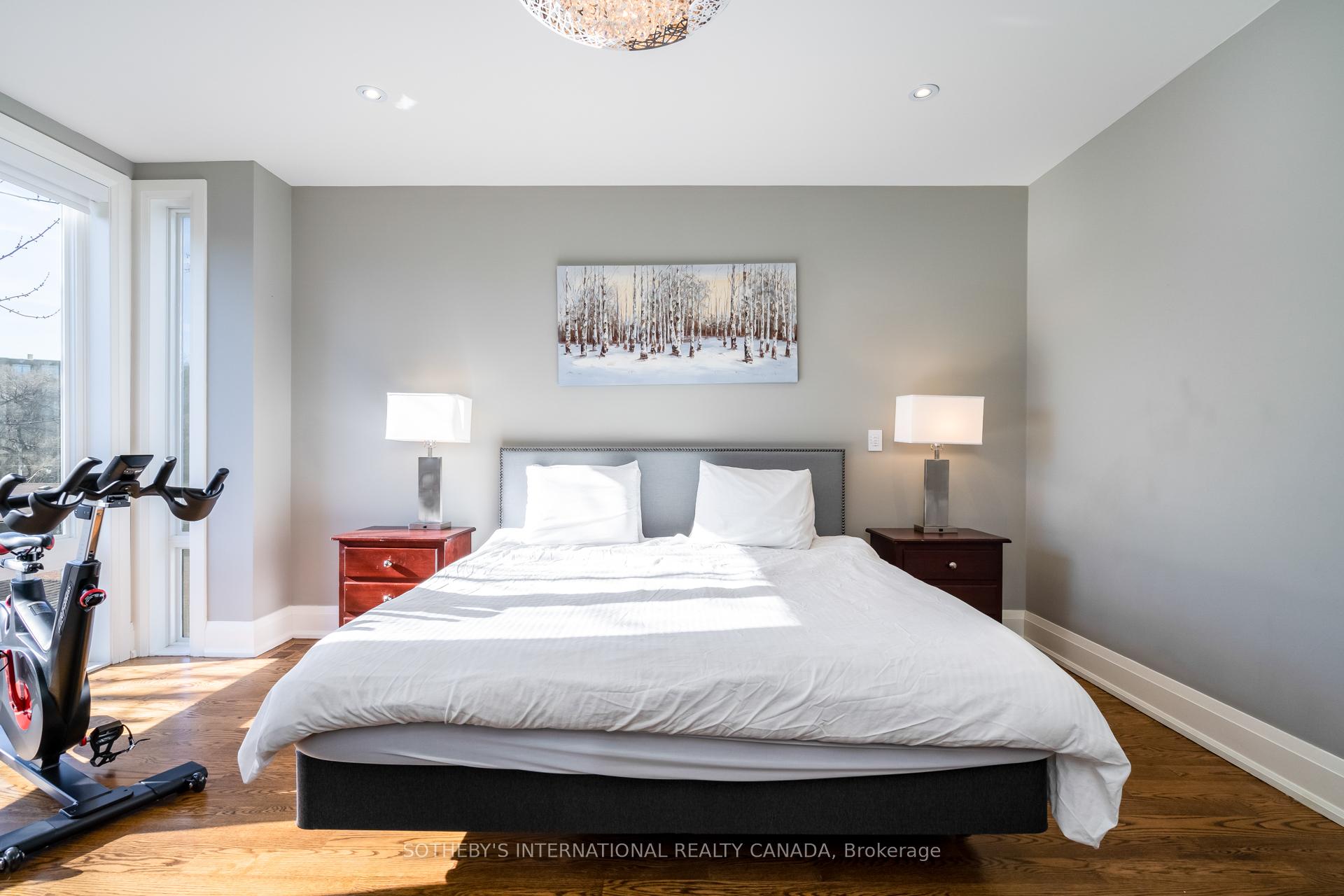 209B Glengarry Avenue