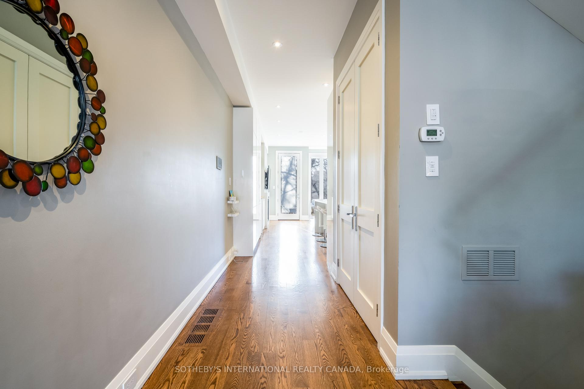 209B Glengarry Avenue