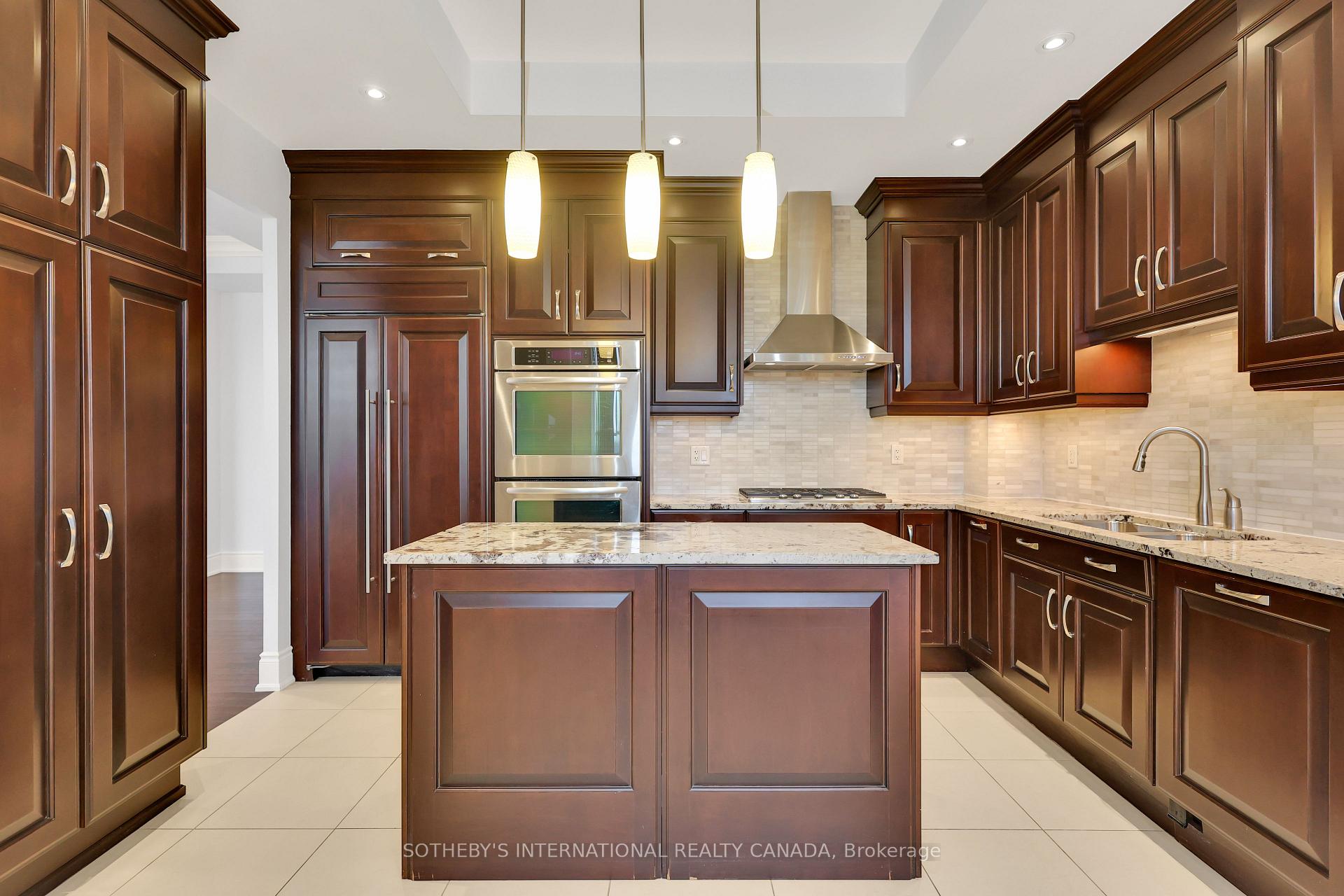 1717 Avenue Road 604