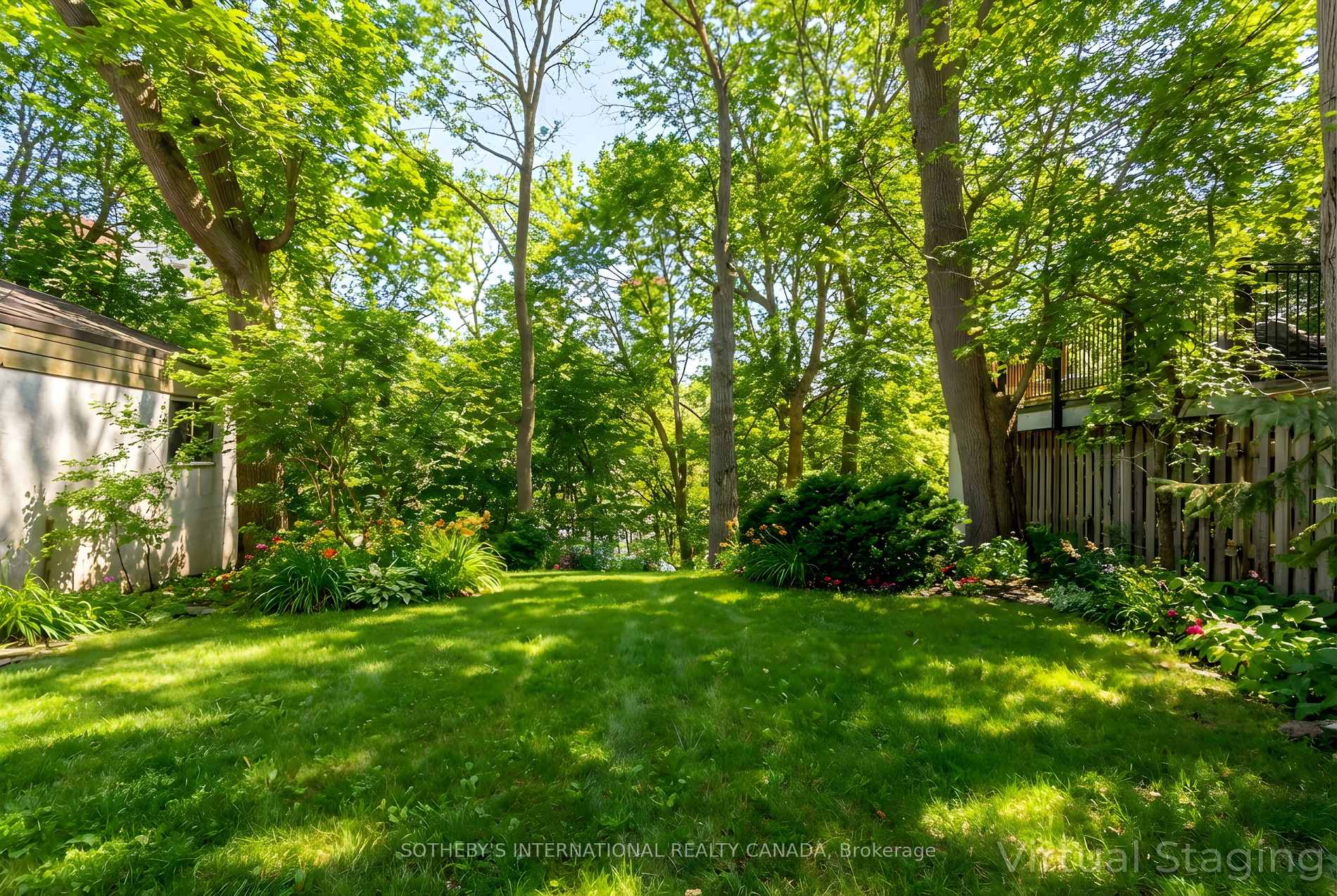 16 Rose Park Crescent