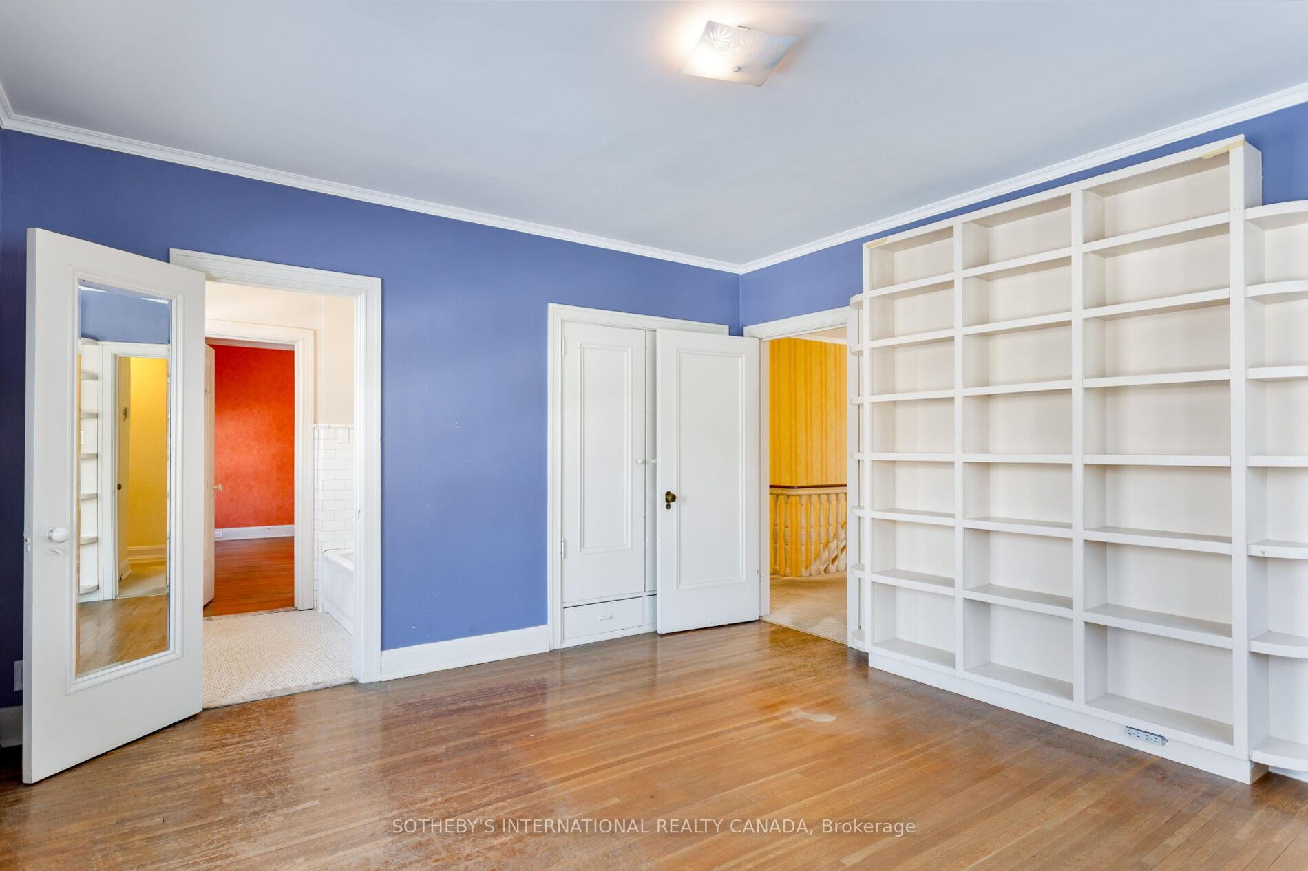 16 Rose Park Crescent