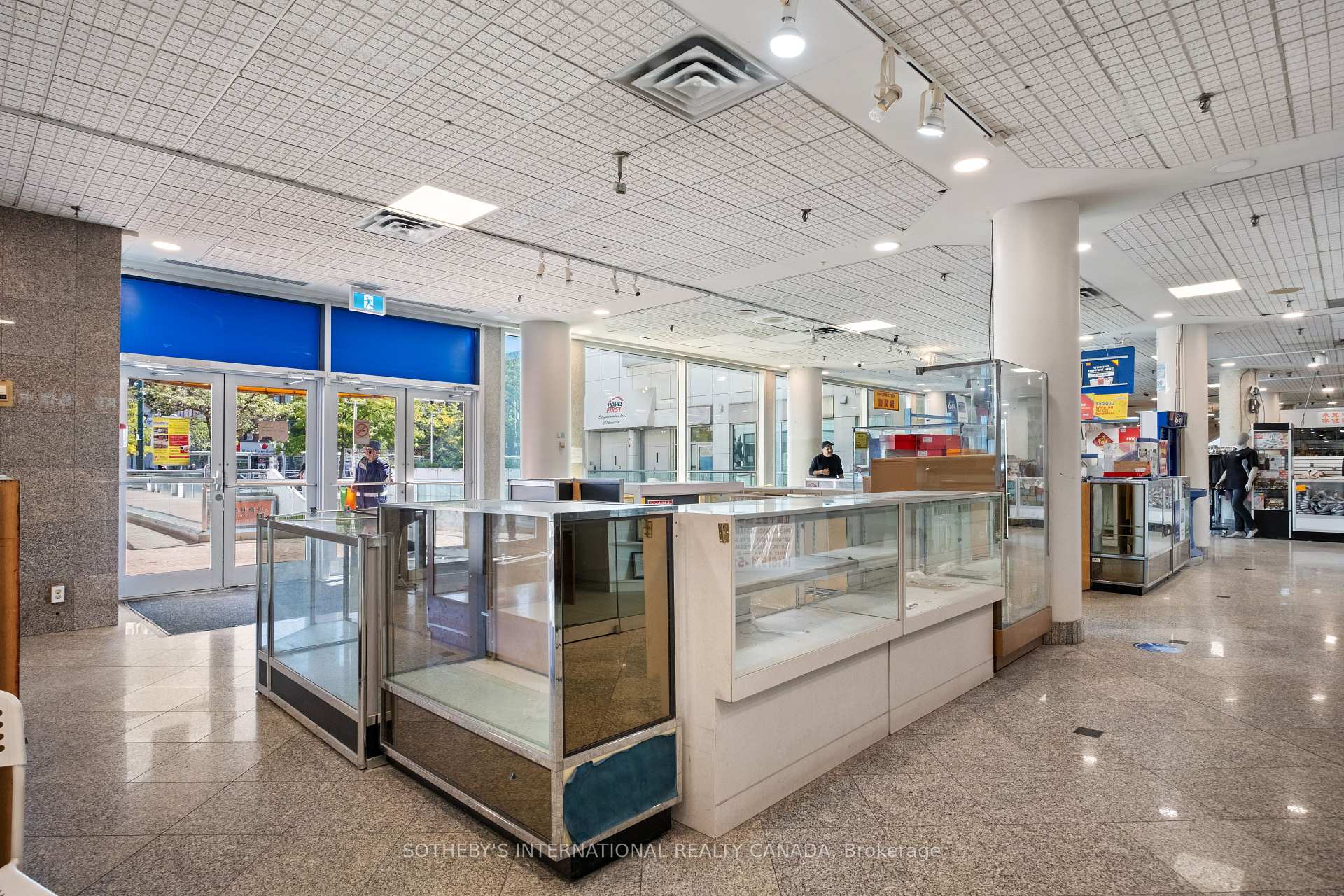 222 Spadina Avenue 237