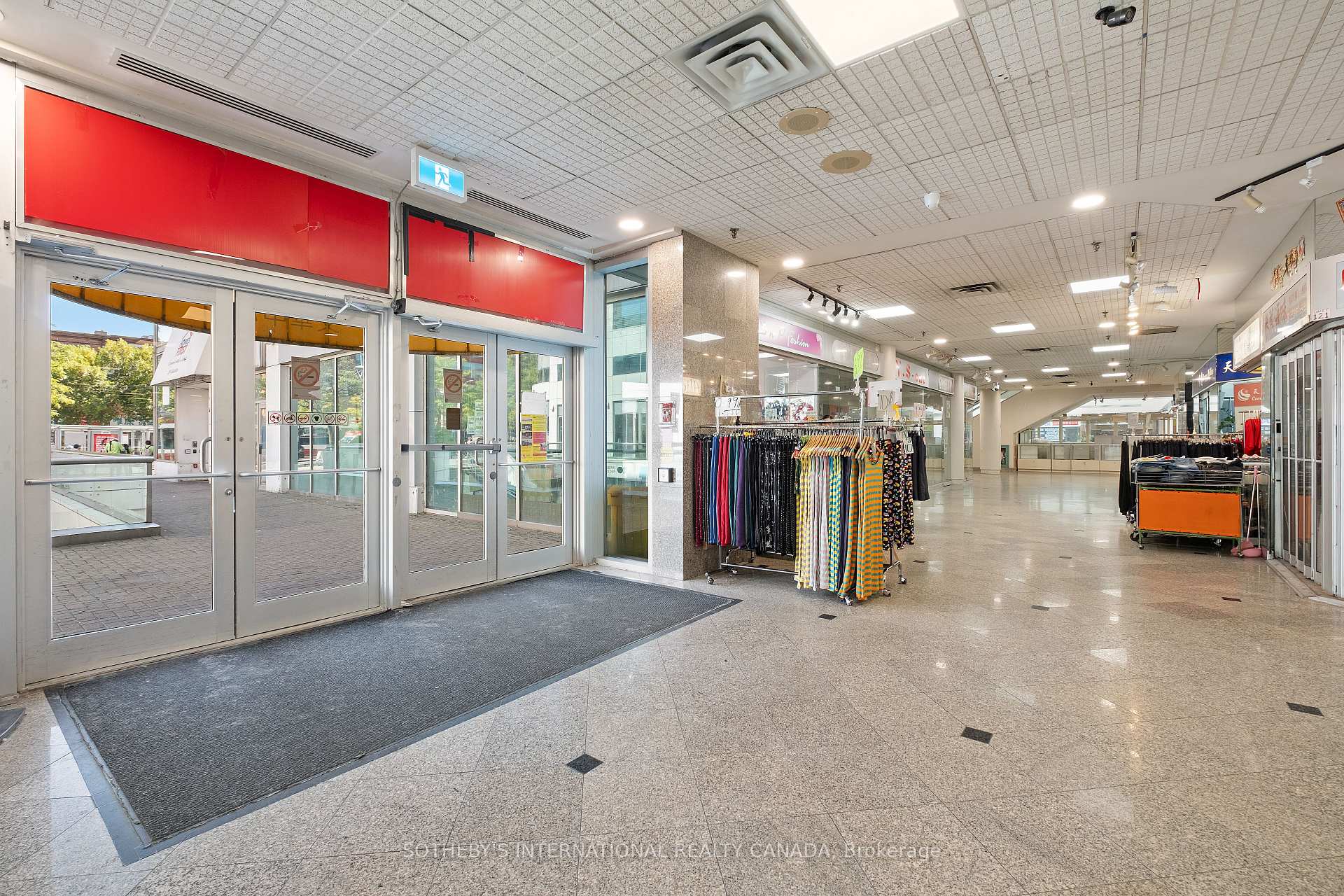 222 Spadina Avenue 237