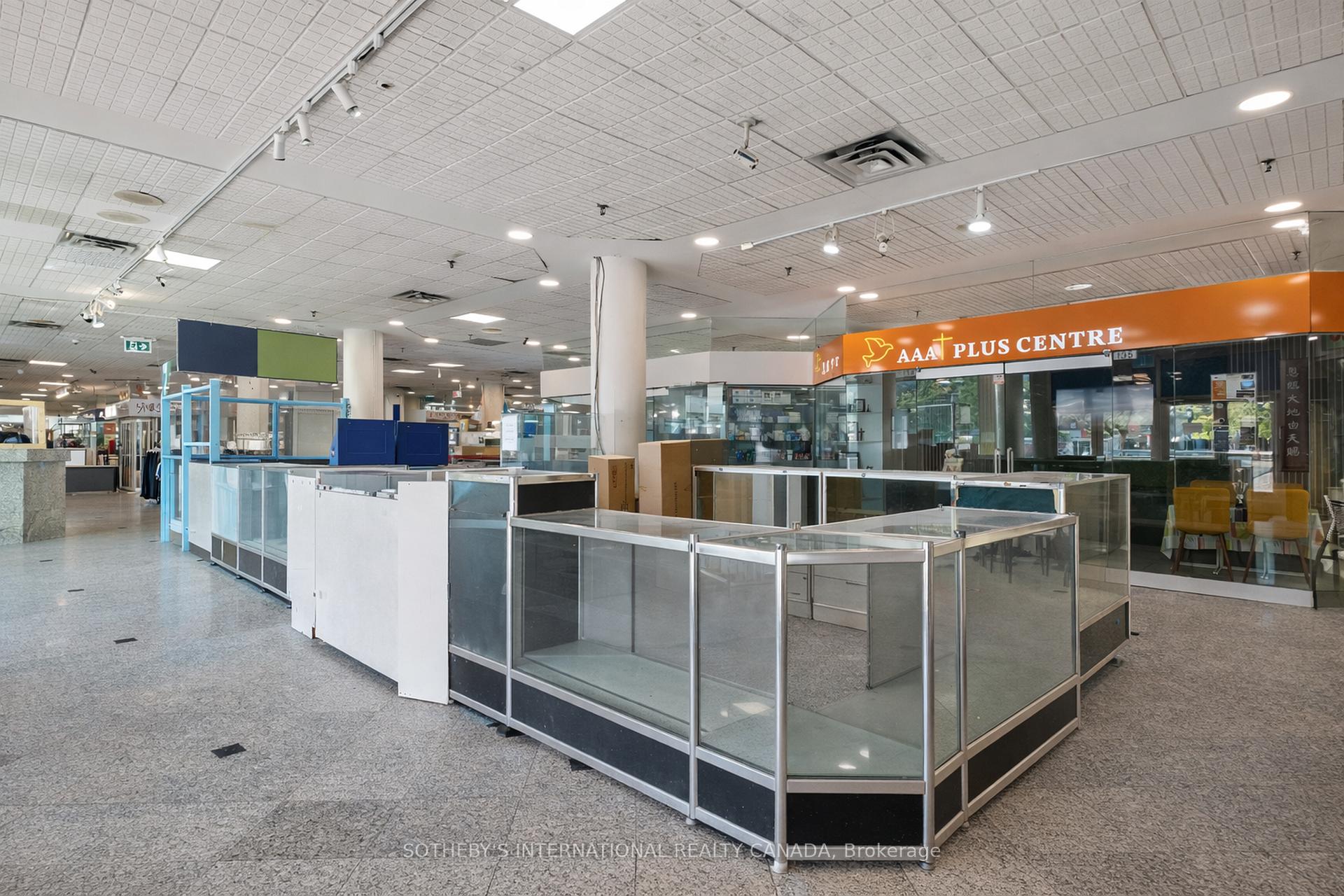 222 Spadina Avenue 237