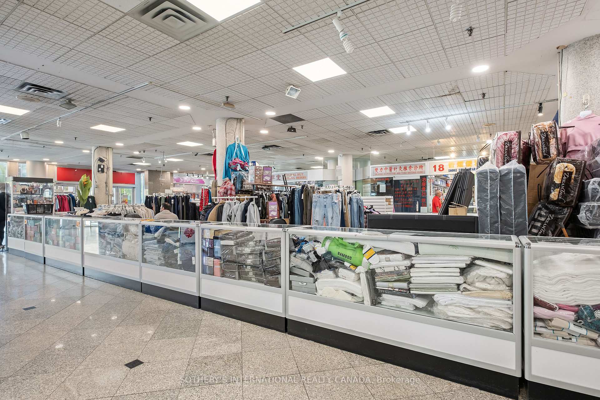 222 Spadina Avenue 237