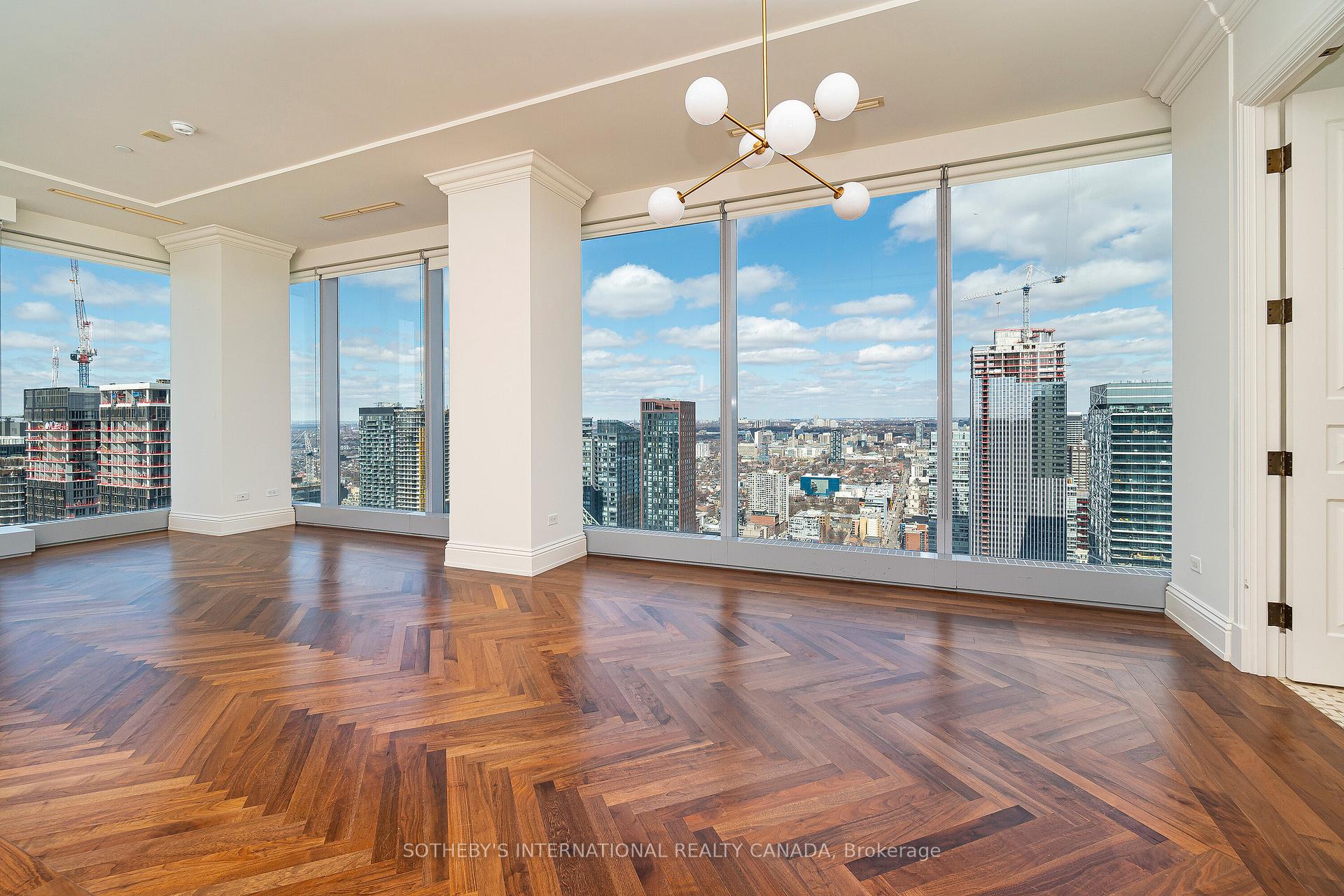 183 Wellington Street W 4201