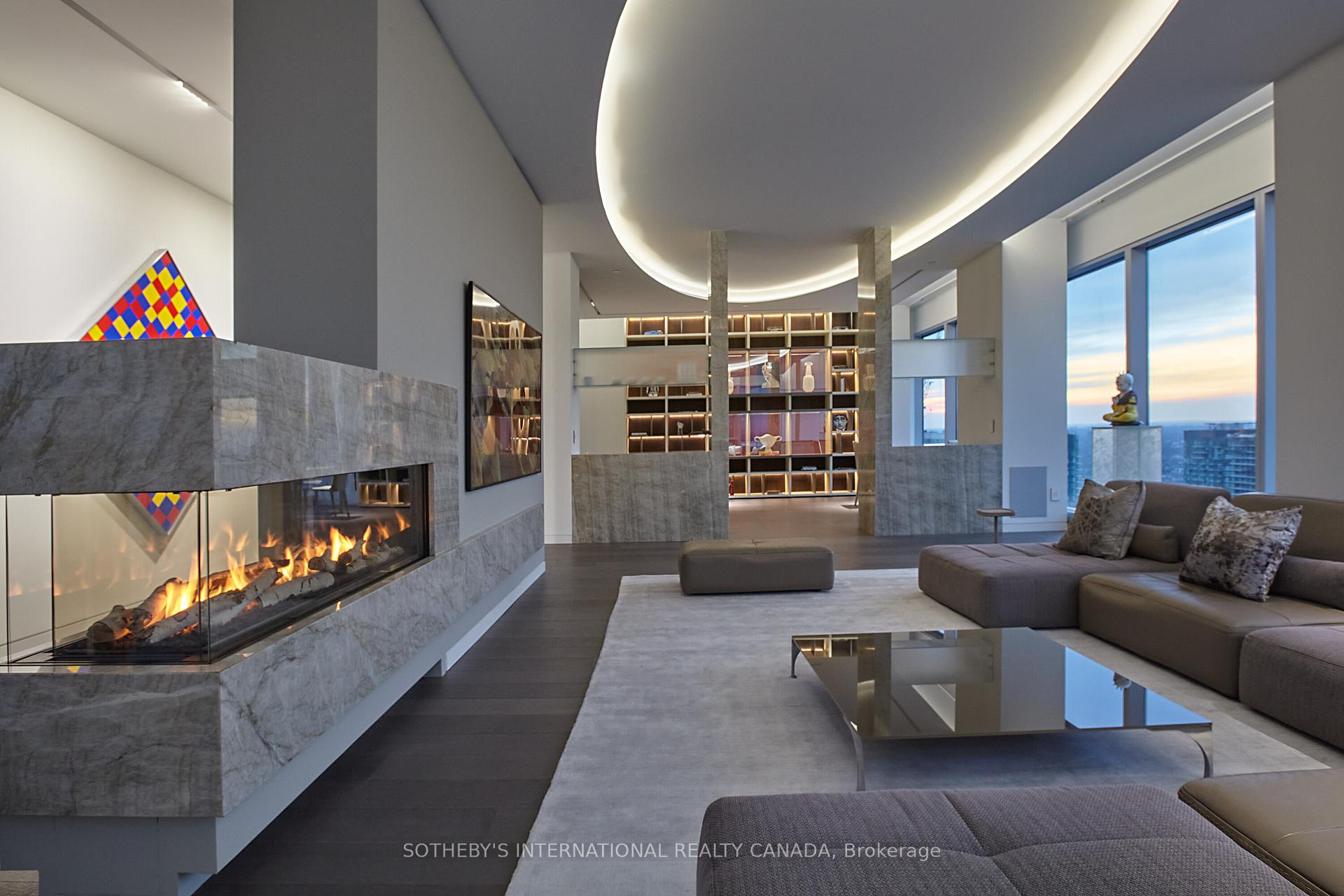 183 Wellington Street W 4602/03