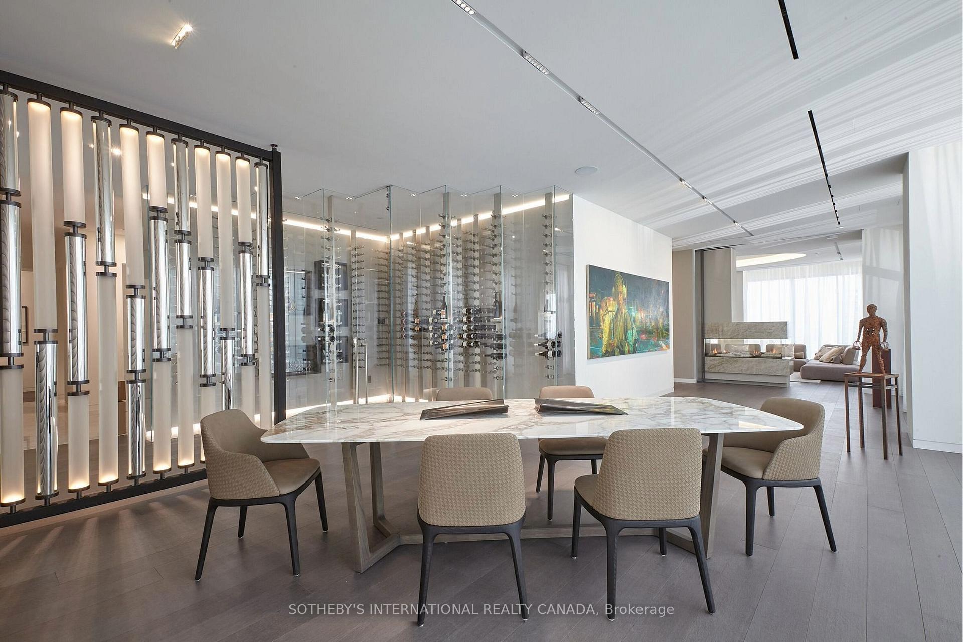 183 Wellington Street W 4602/03