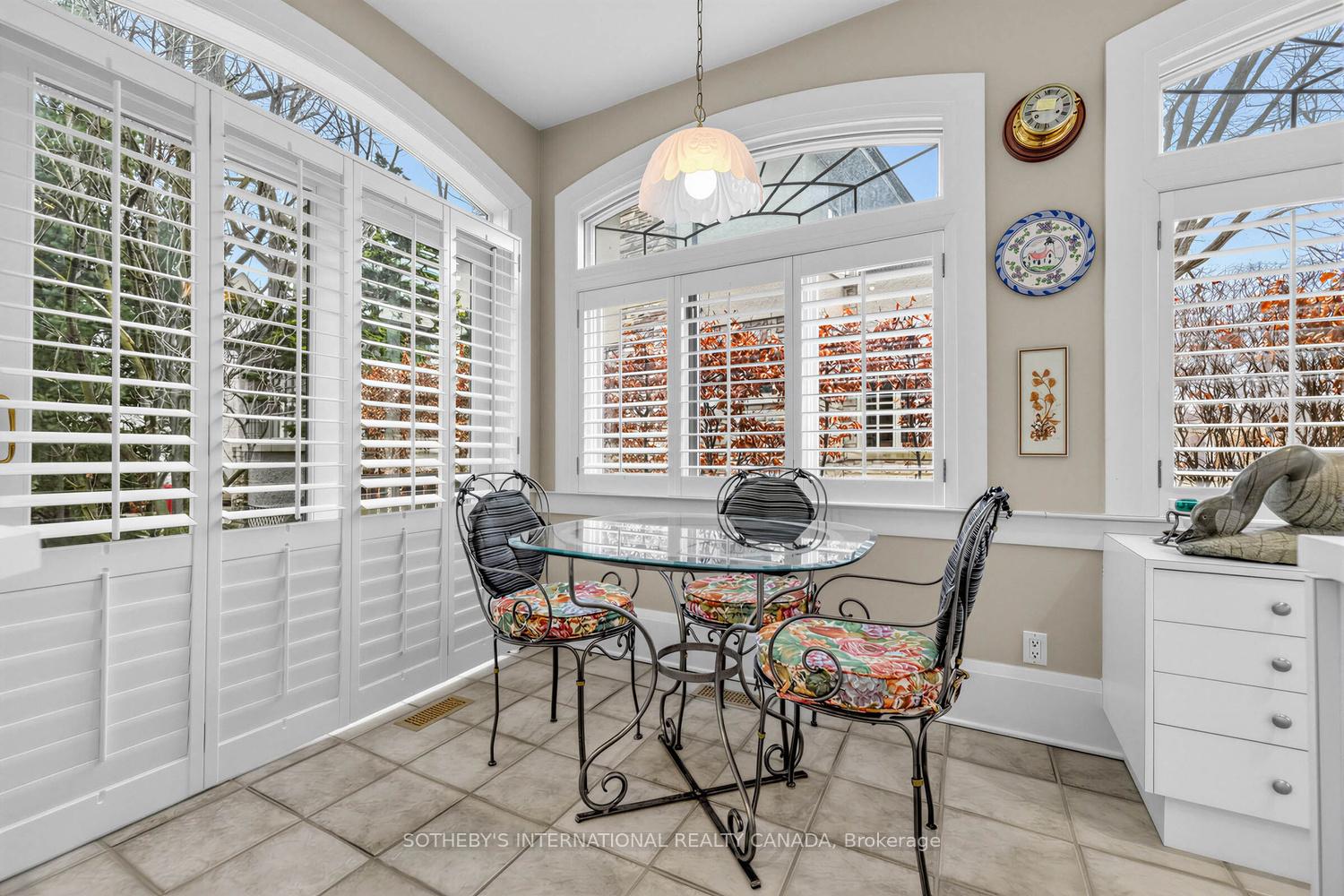 136 Roxborough Drive