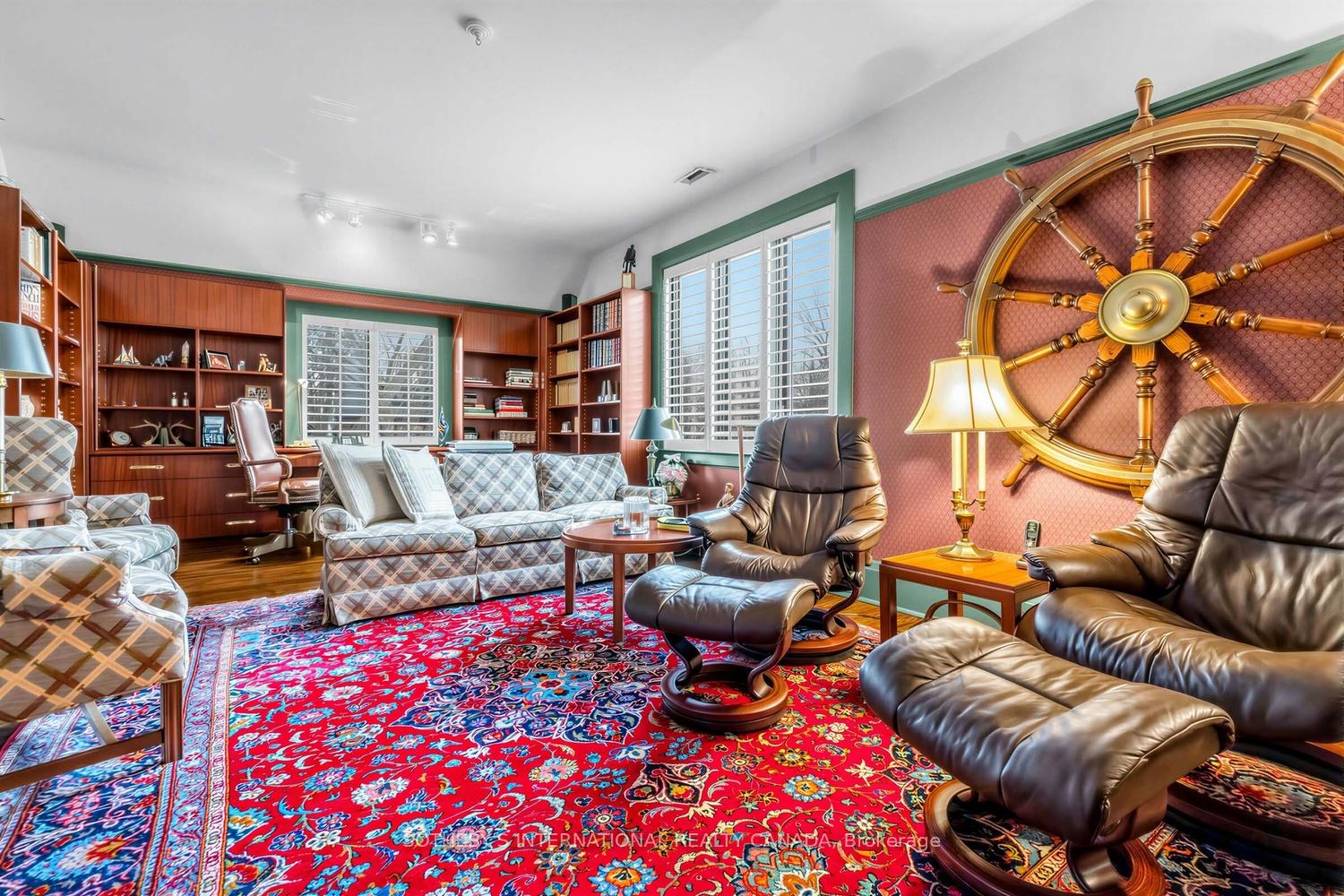 136 Roxborough Drive