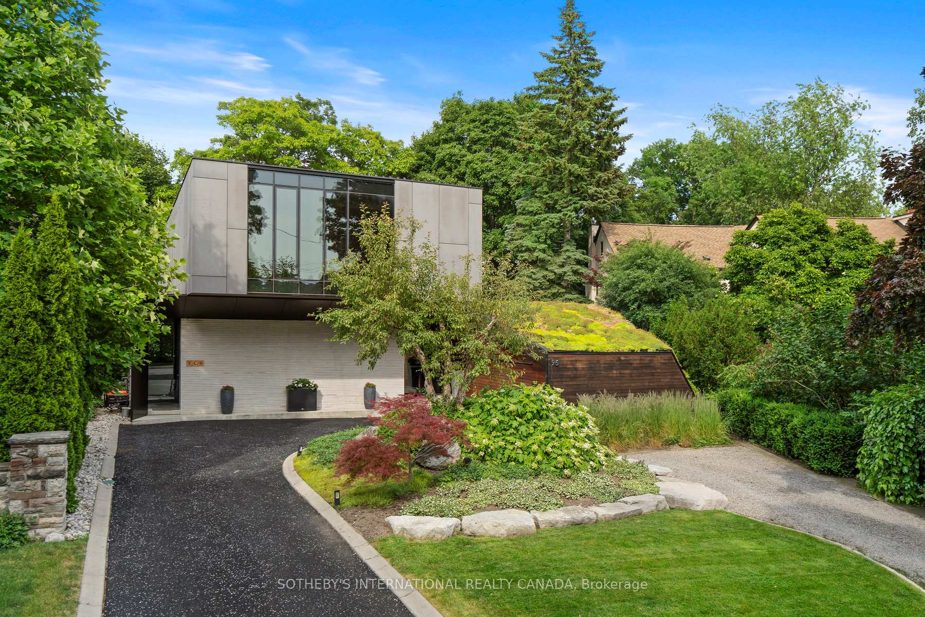 95 Riverview Drive