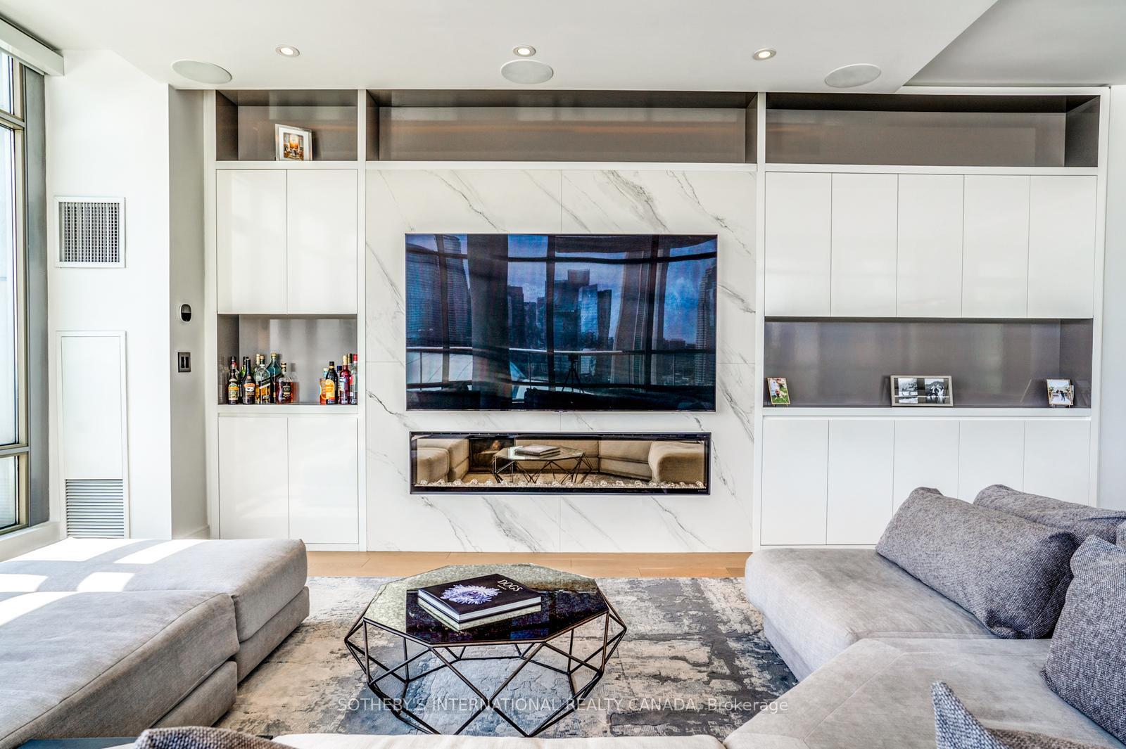 81 Navy Wharf Court 3801