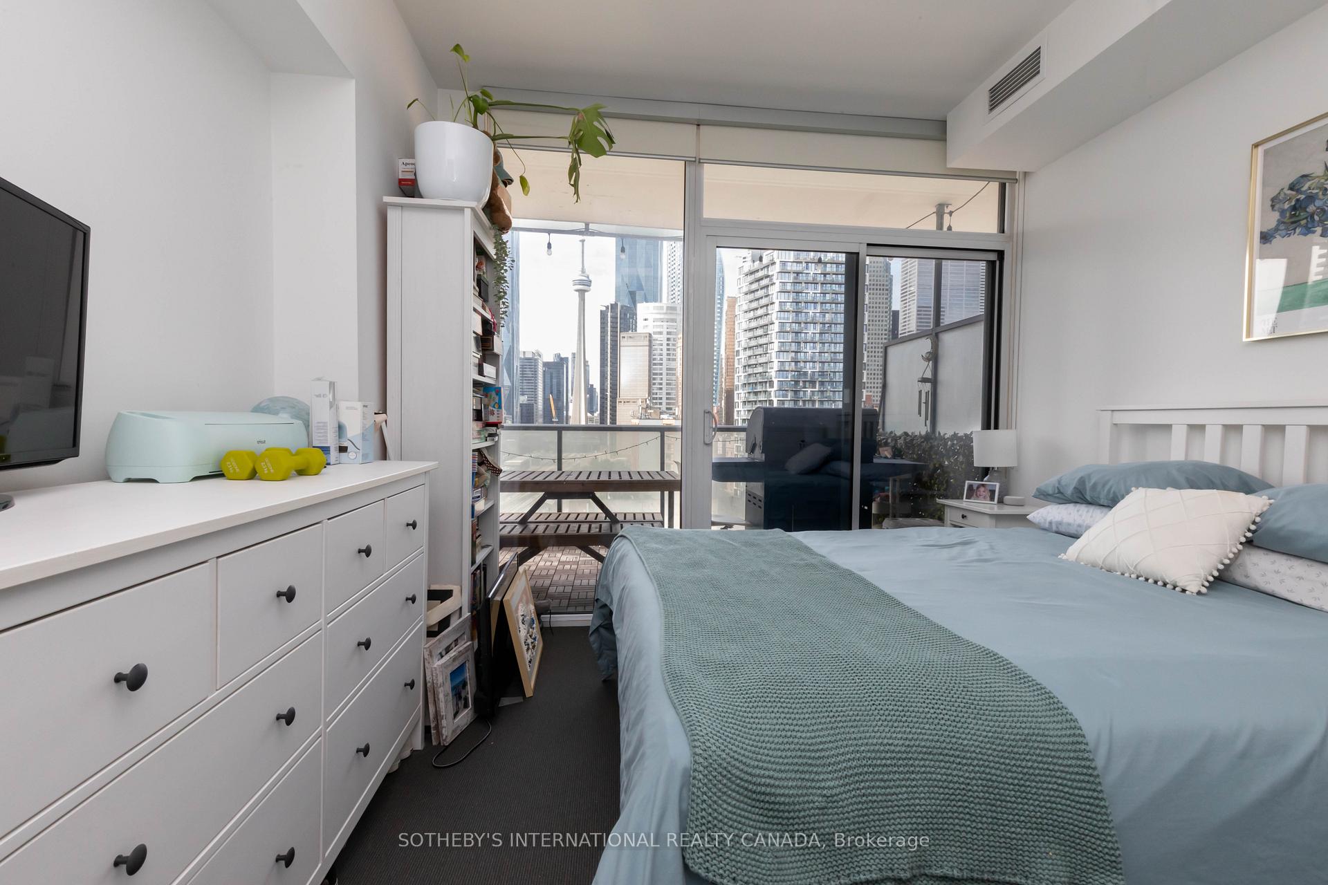 1 Market Street 1215