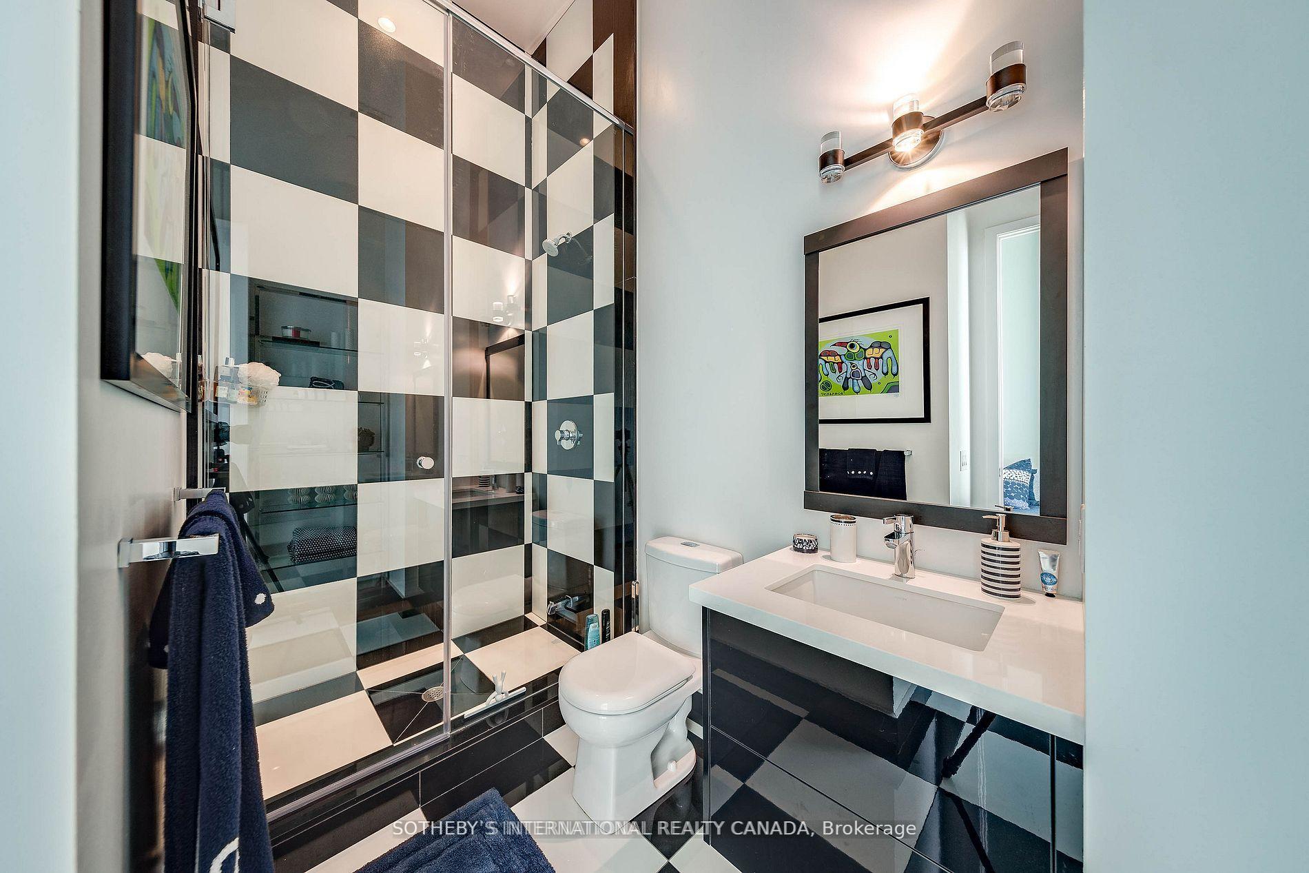111 St Clair Avenue W 2009