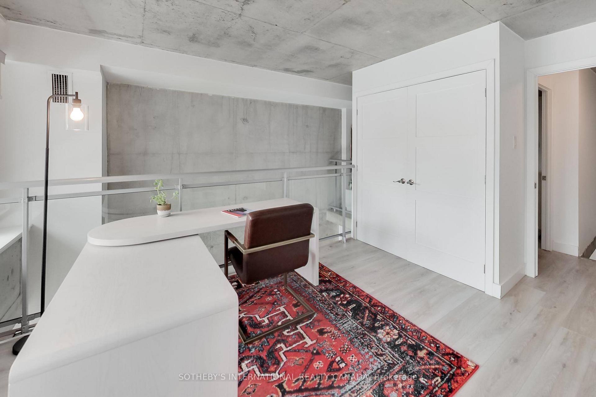 954 King Street W 312