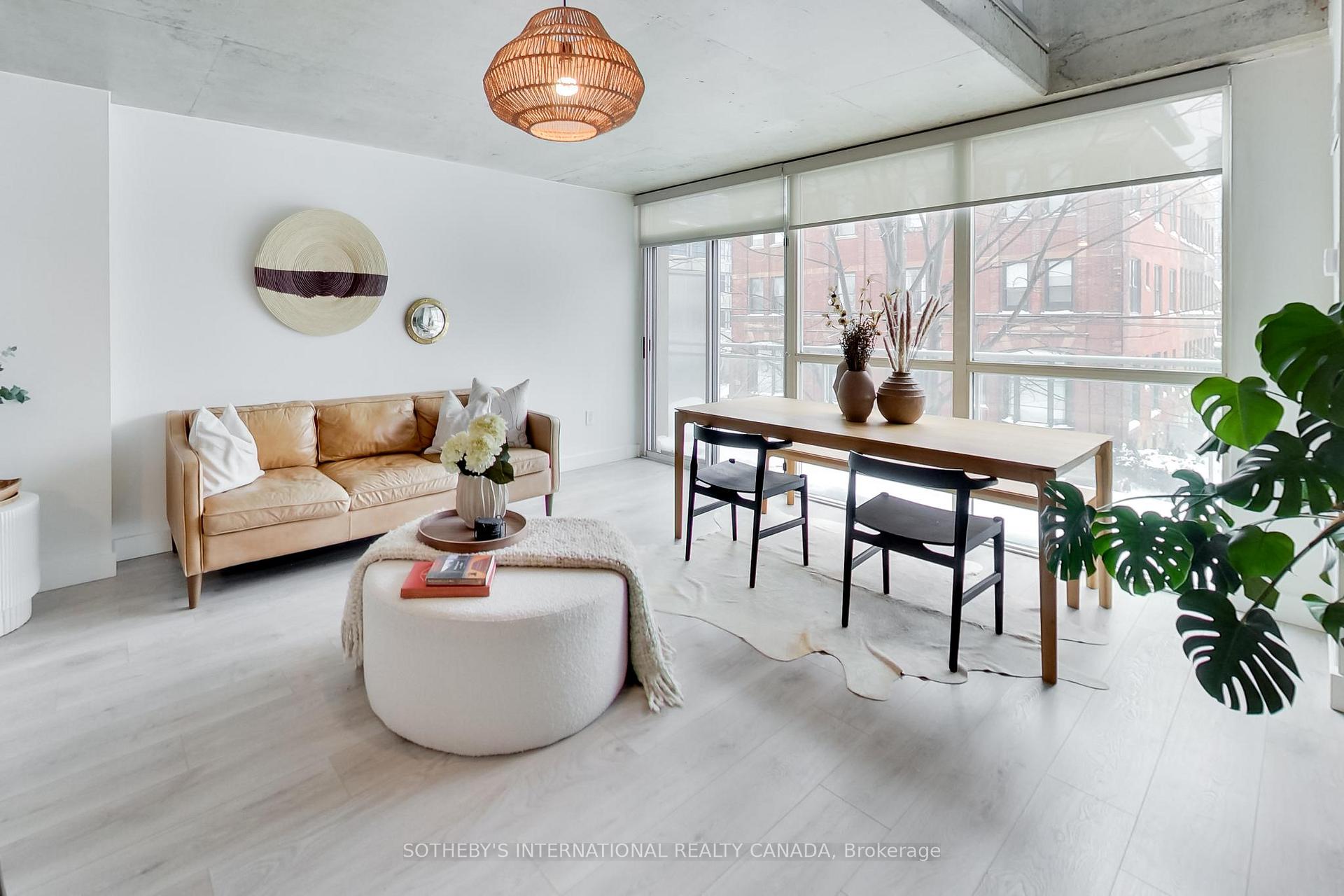 954 King Street W 312