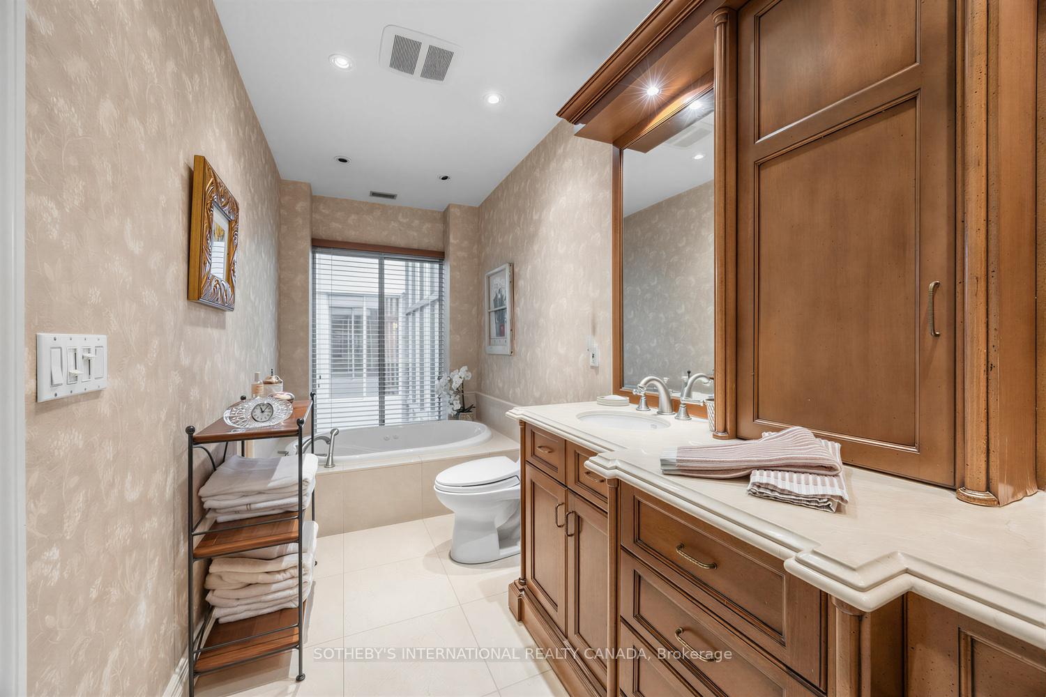 473 Spadina Road