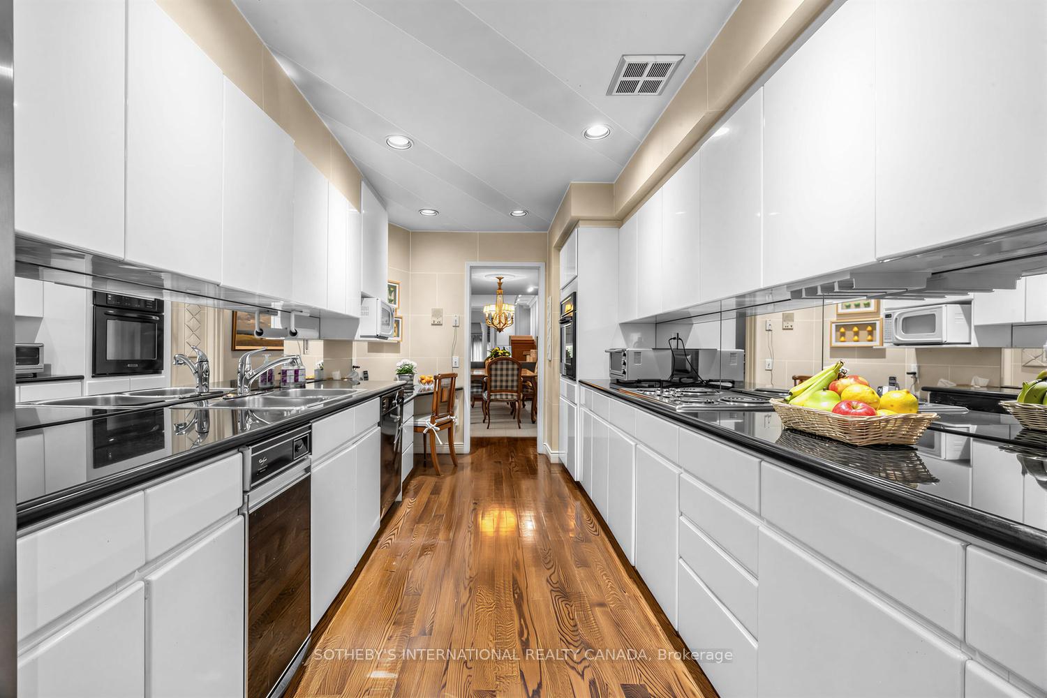 473 Spadina Road