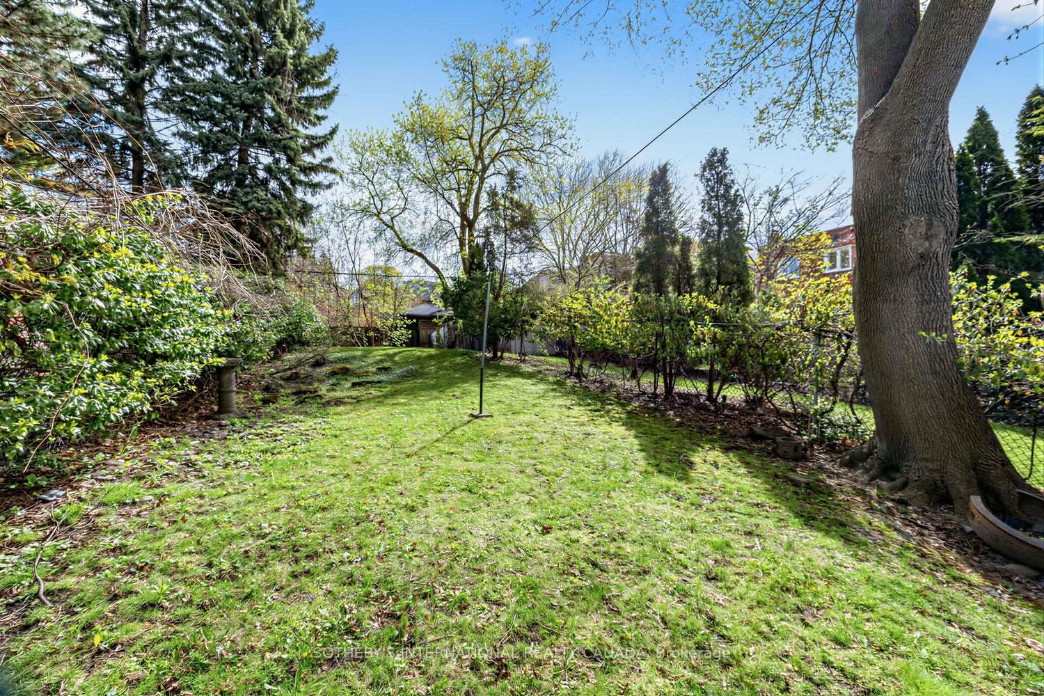 473 Spadina Road