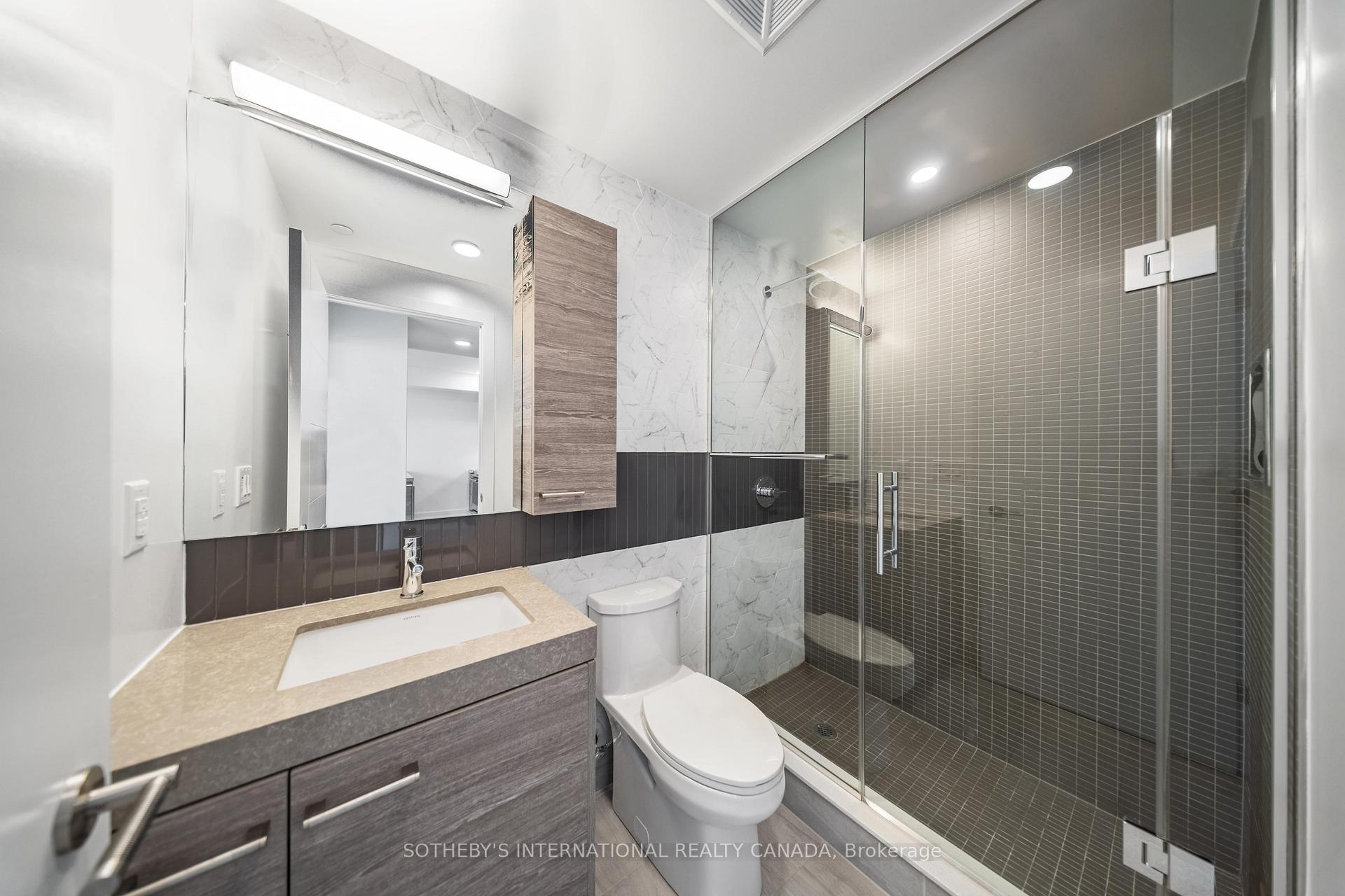 484 Spadina Avenue 308
