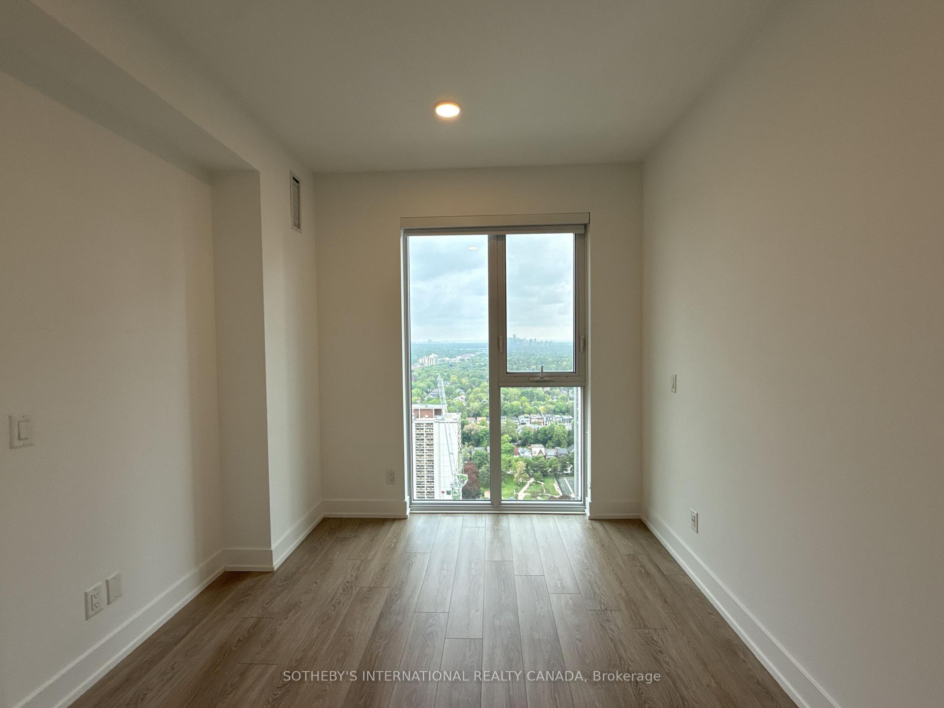 200 Redpath Avenue 3608