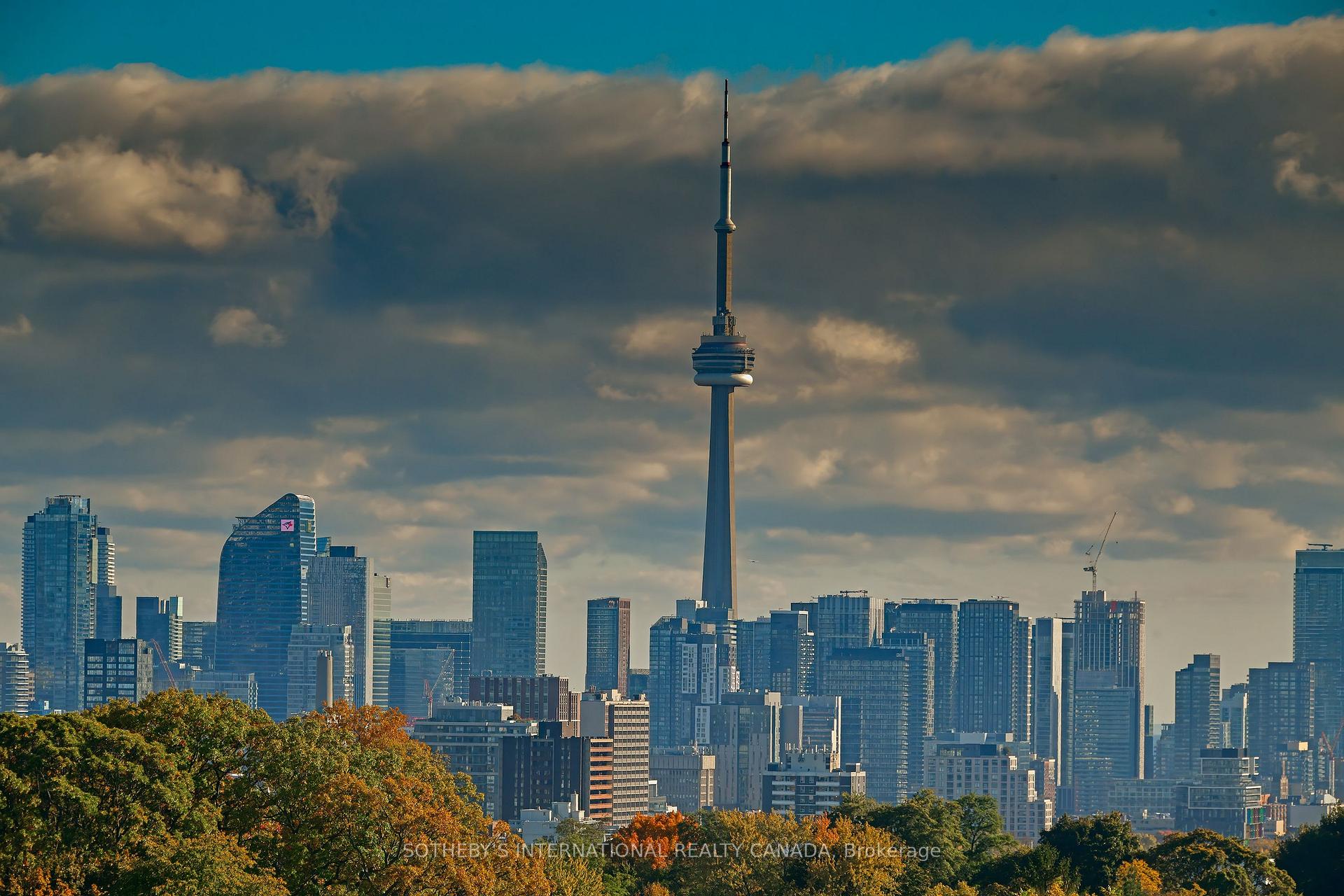 501 St Clair Avenue W 326
