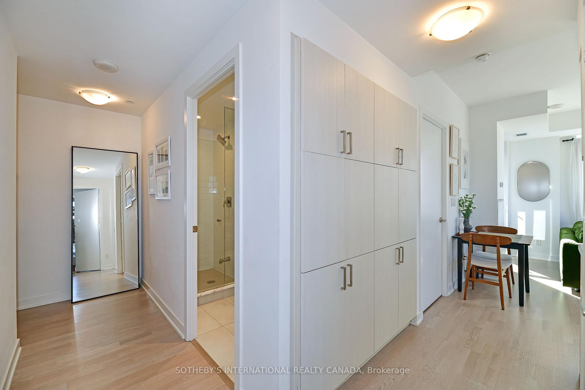 501 St Clair Avenue W 326