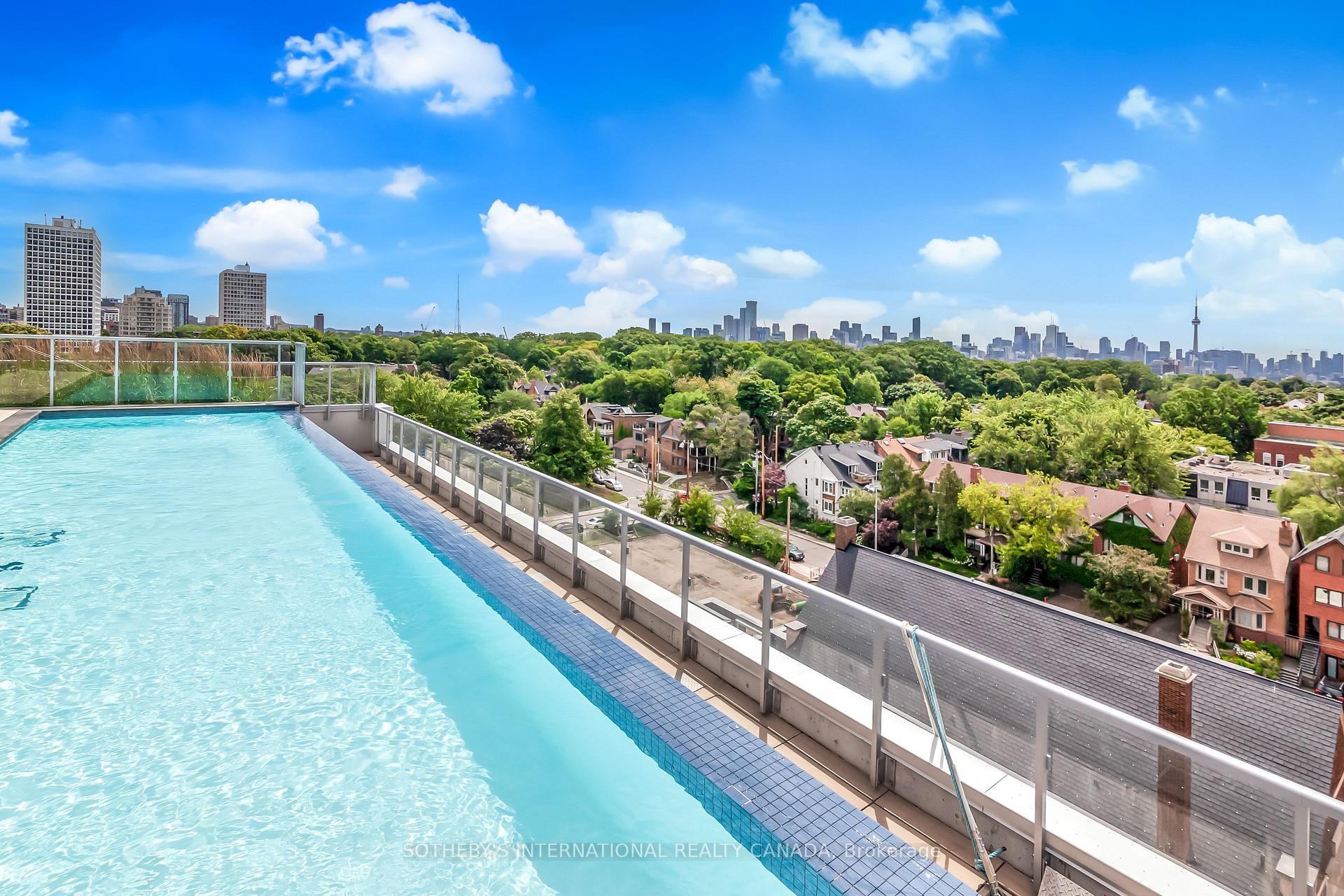501 St Clair Avenue W 326