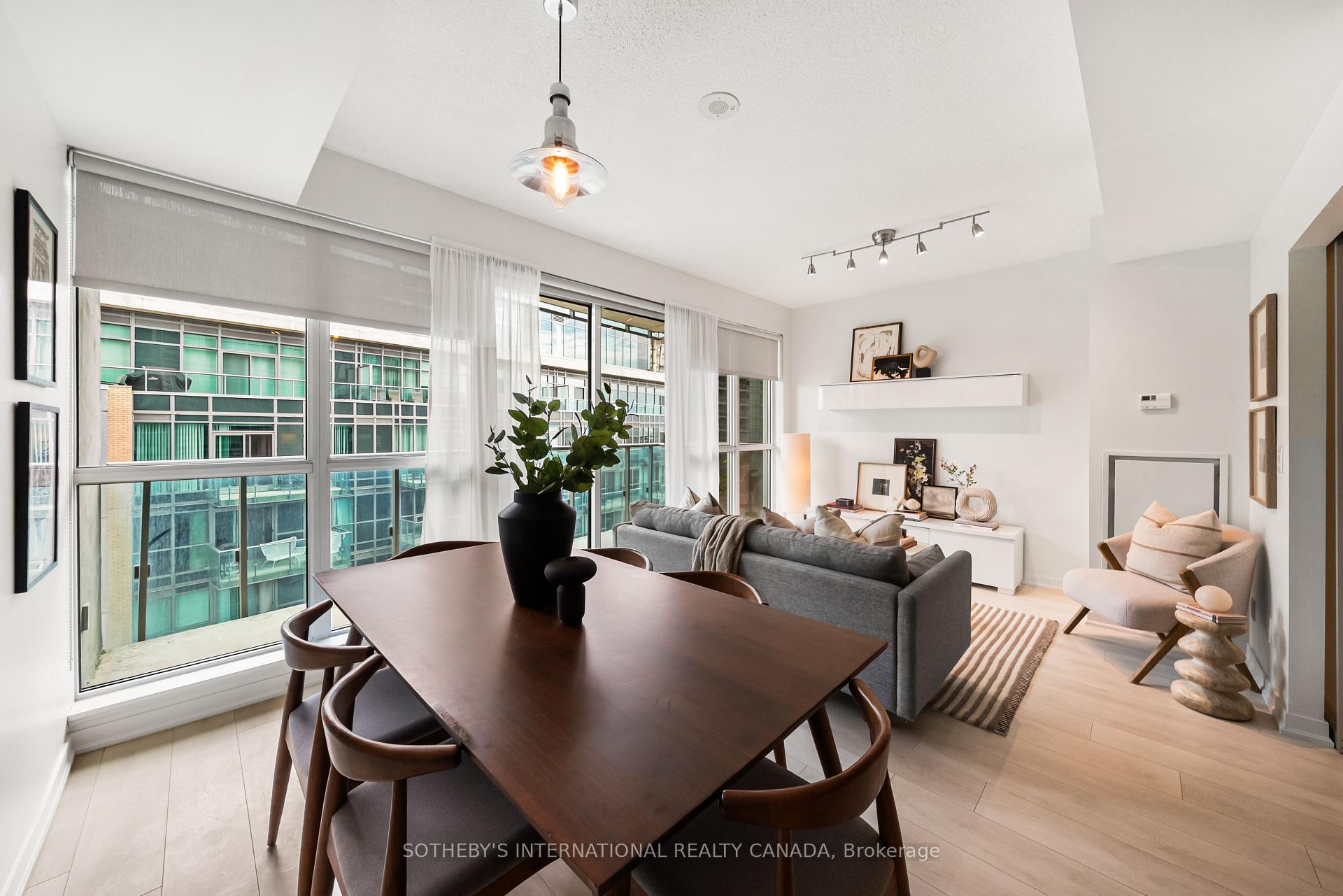 150 East Liberty Street 1405