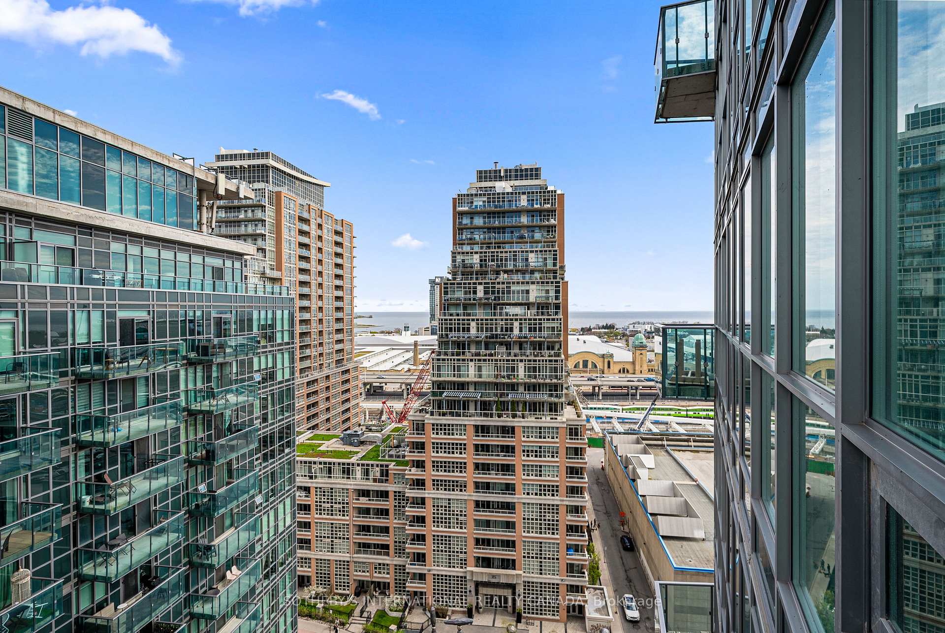150 East Liberty Street 1405