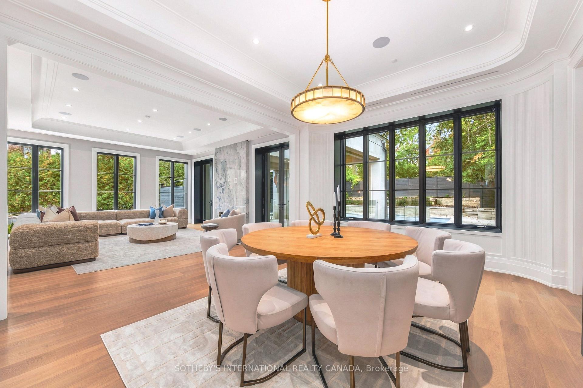170 Forest Hill Road, Toronto