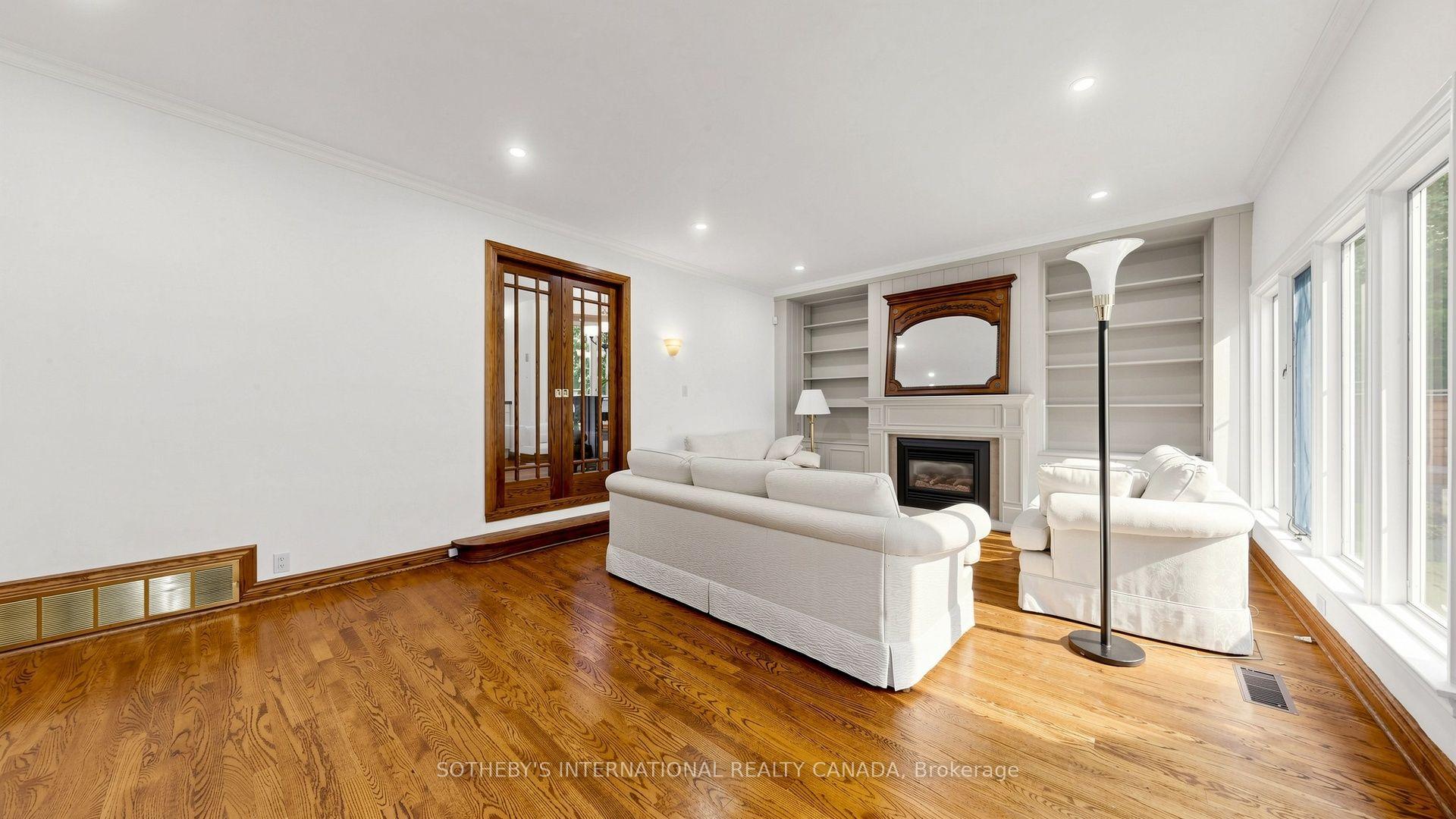 54 Plymbridge Road, Toronto