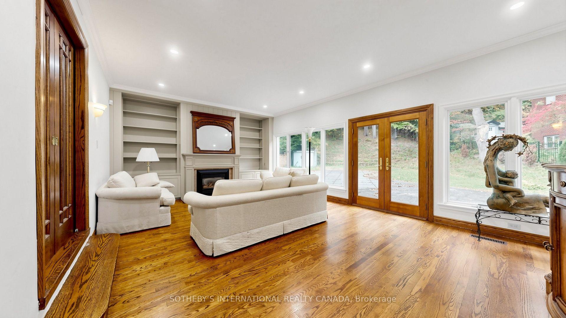 54 Plymbridge Road, Toronto