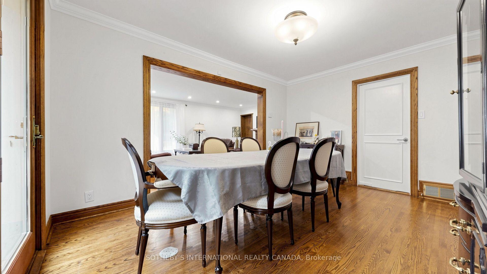 54 Plymbridge Road, Toronto