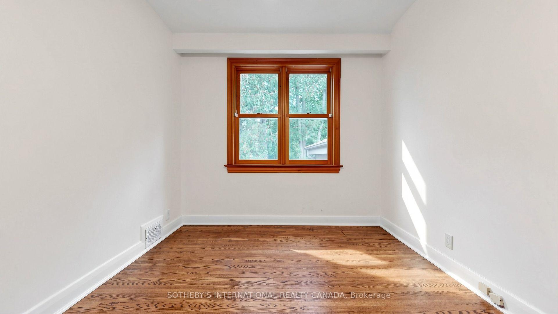 54 Plymbridge Road, Toronto