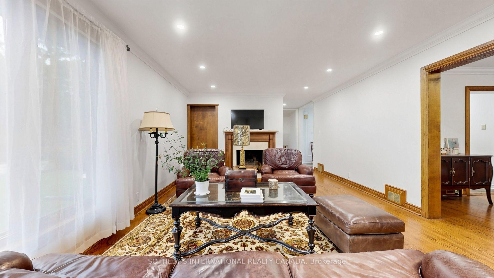 54 Plymbridge Road, Toronto