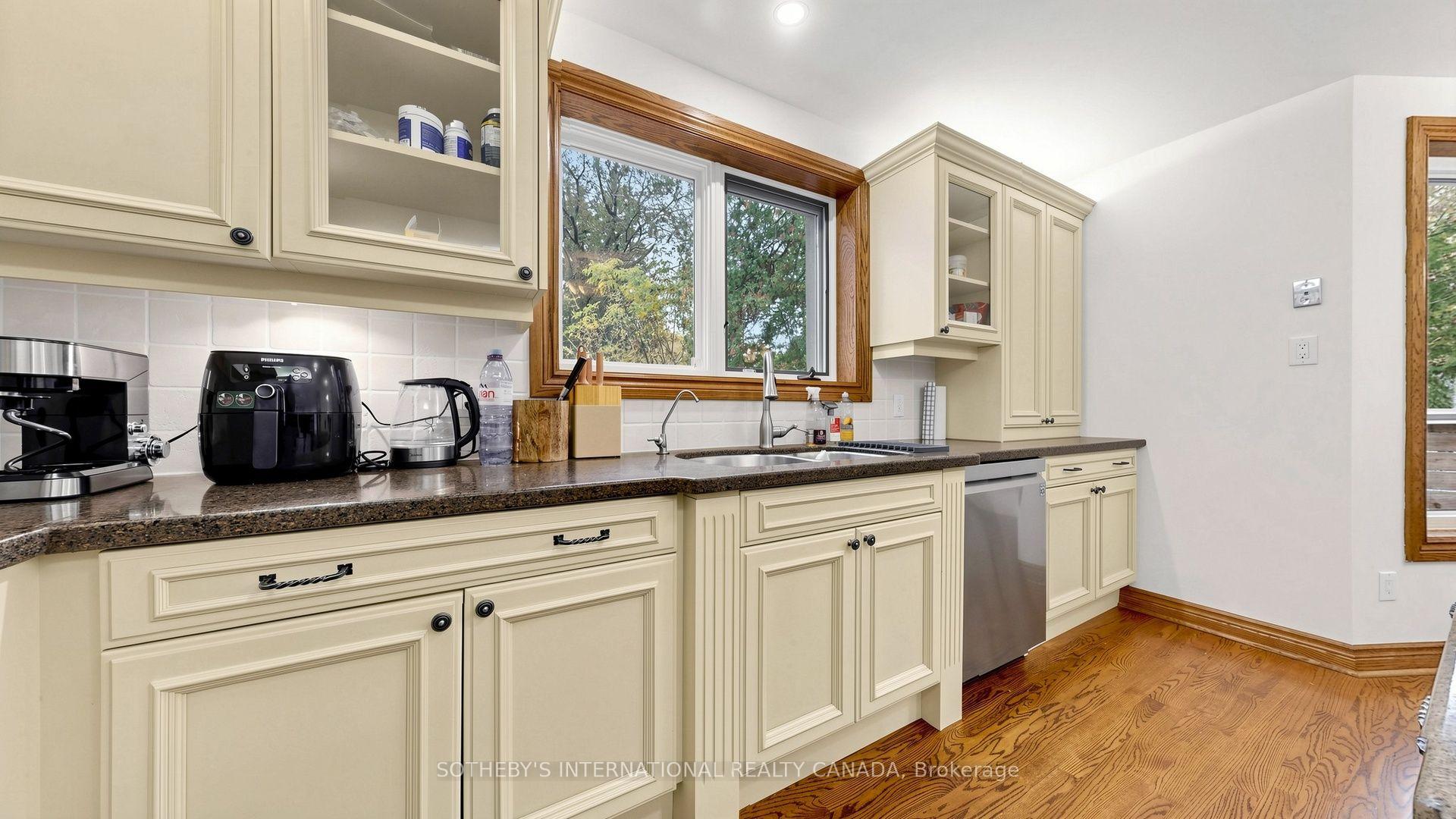 54 Plymbridge Road, Toronto