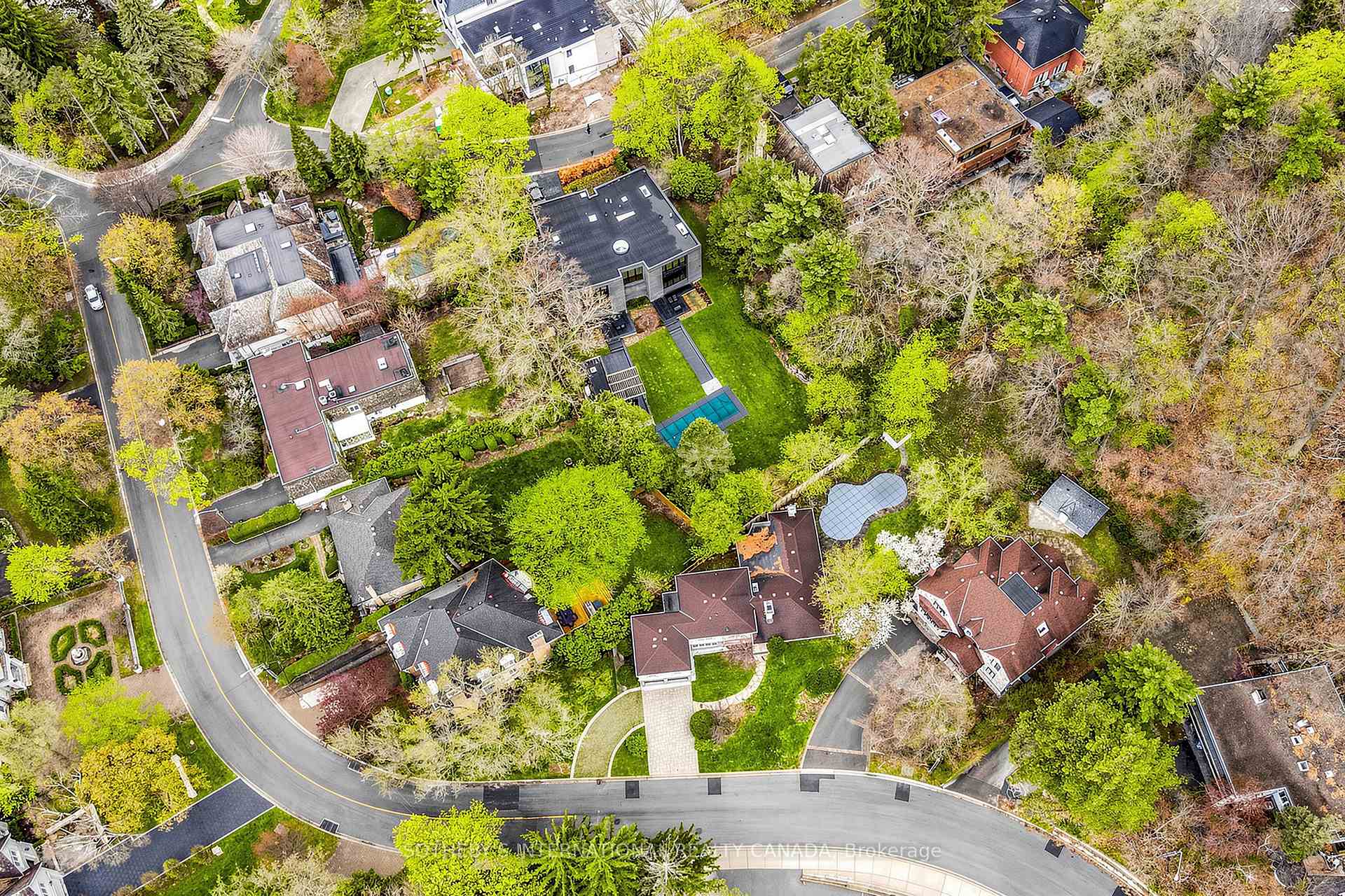 54 Plymbridge Road, Toronto