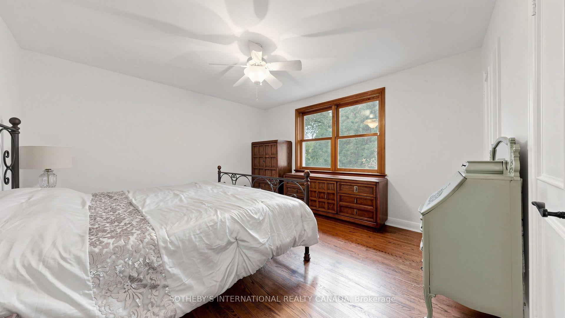 54 Plymbridge Road, Toronto
