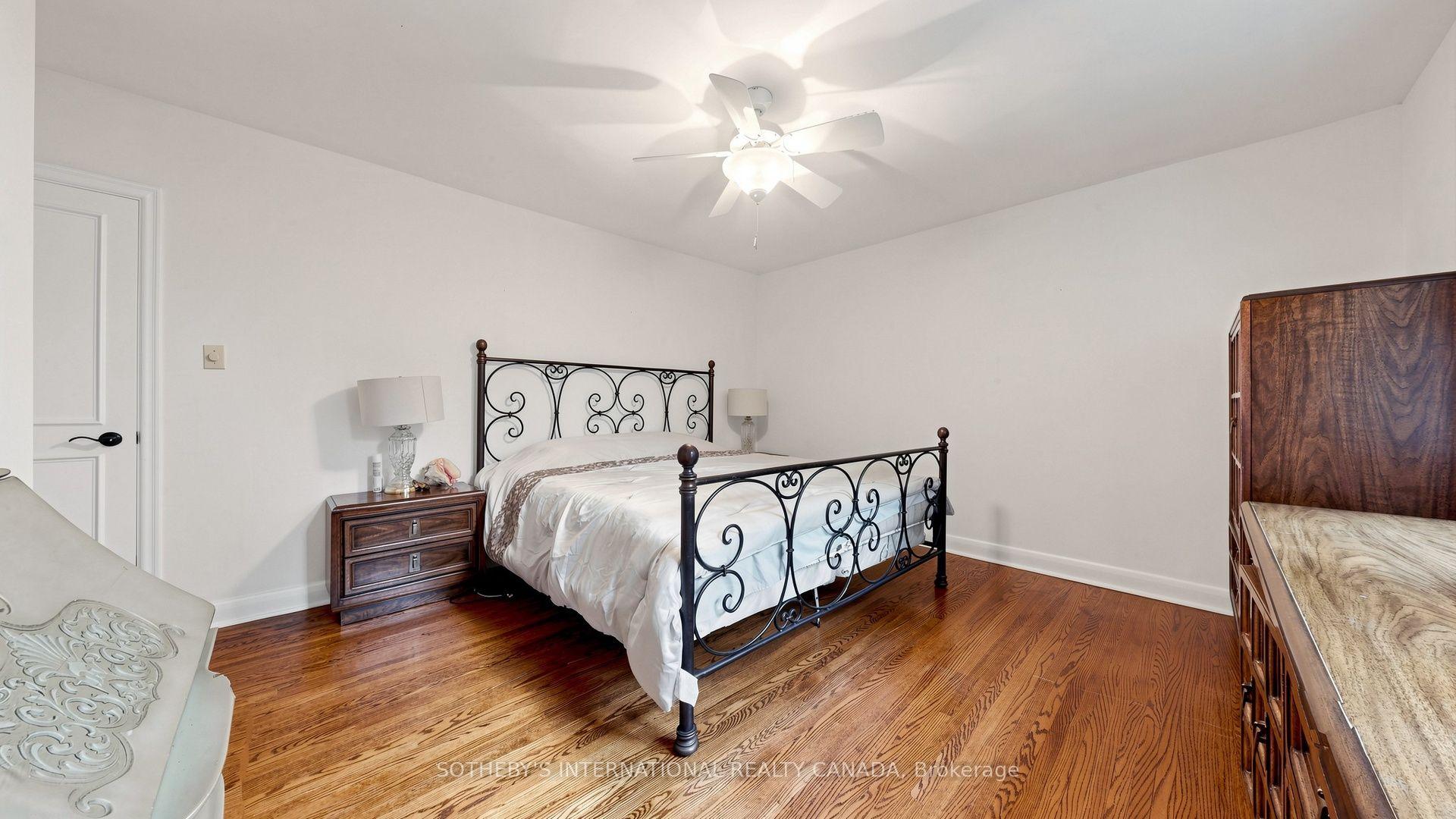 54 Plymbridge Road, Toronto